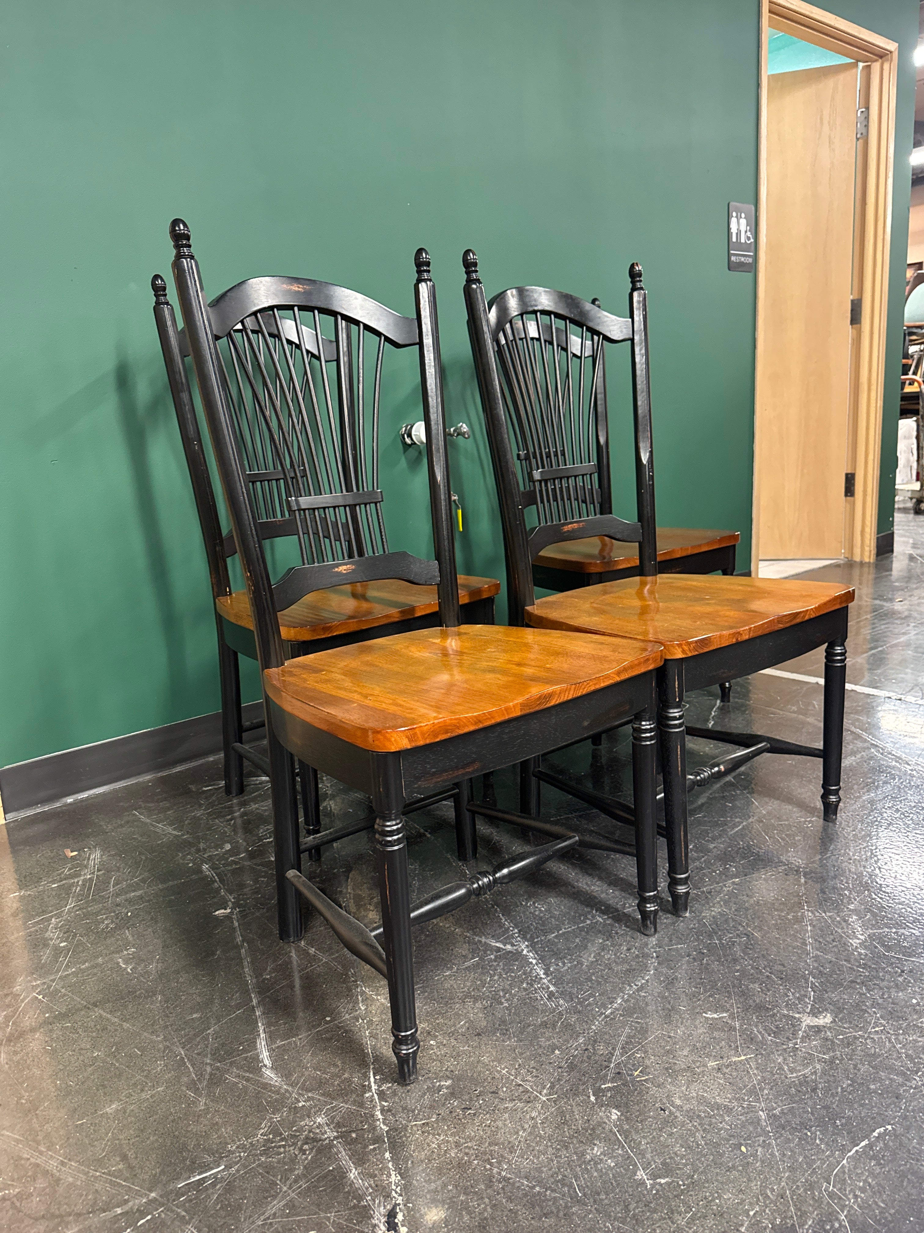 Black & Wood Windsor-Back Dining Chair by APA Marketing (2006)