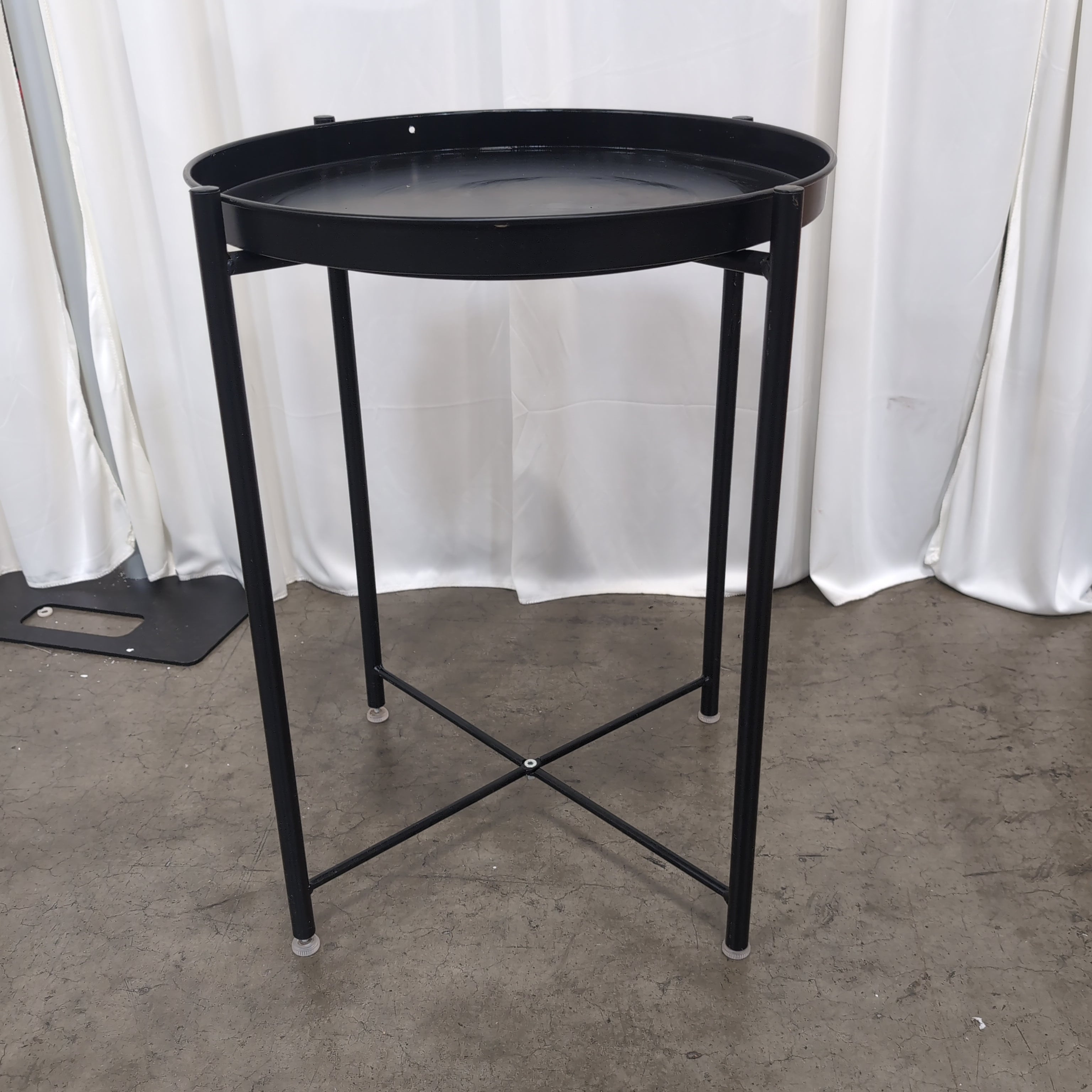 Black Metal Round Tray Top End Table