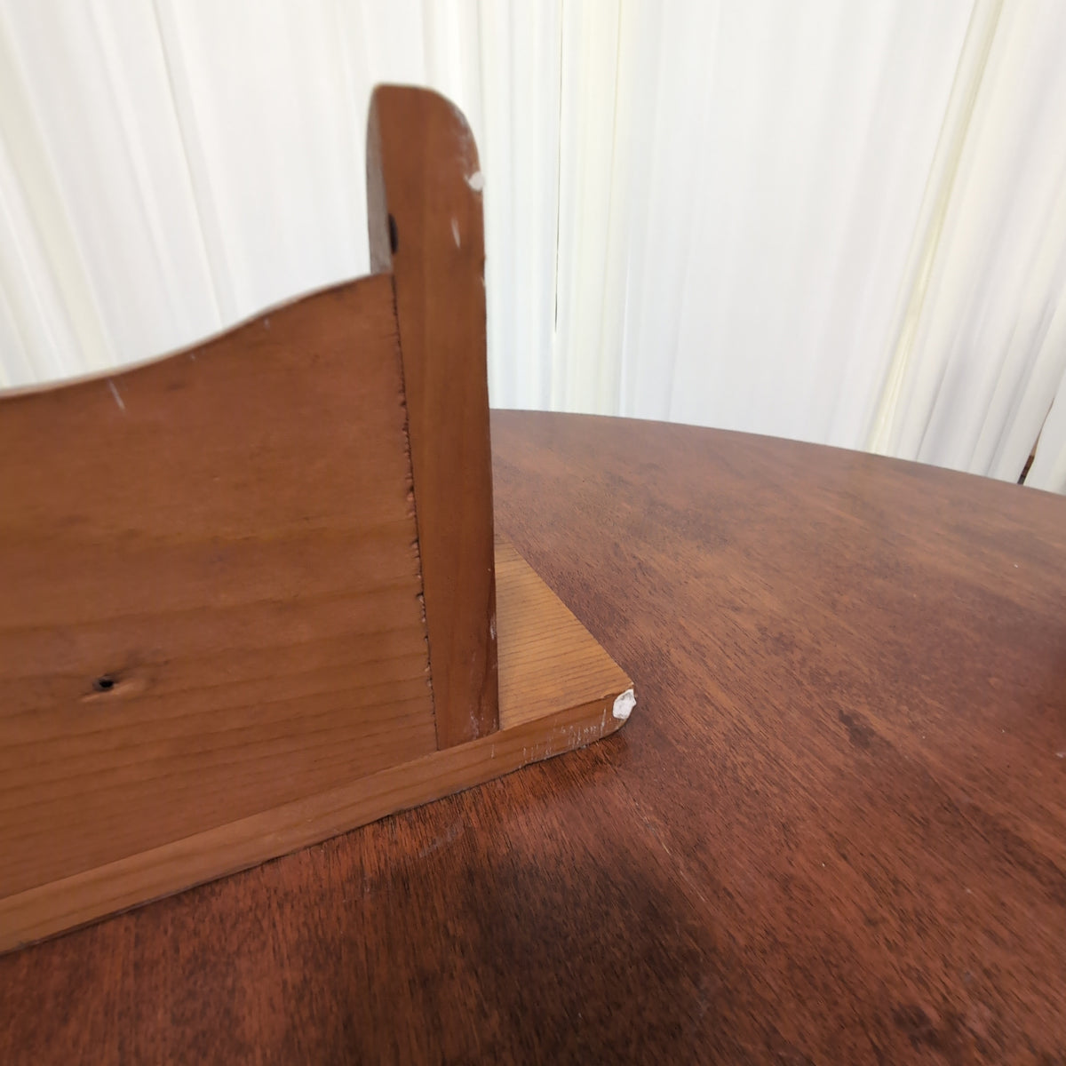 Natural Wood Scalloped Wall Shelf with Four Pegs