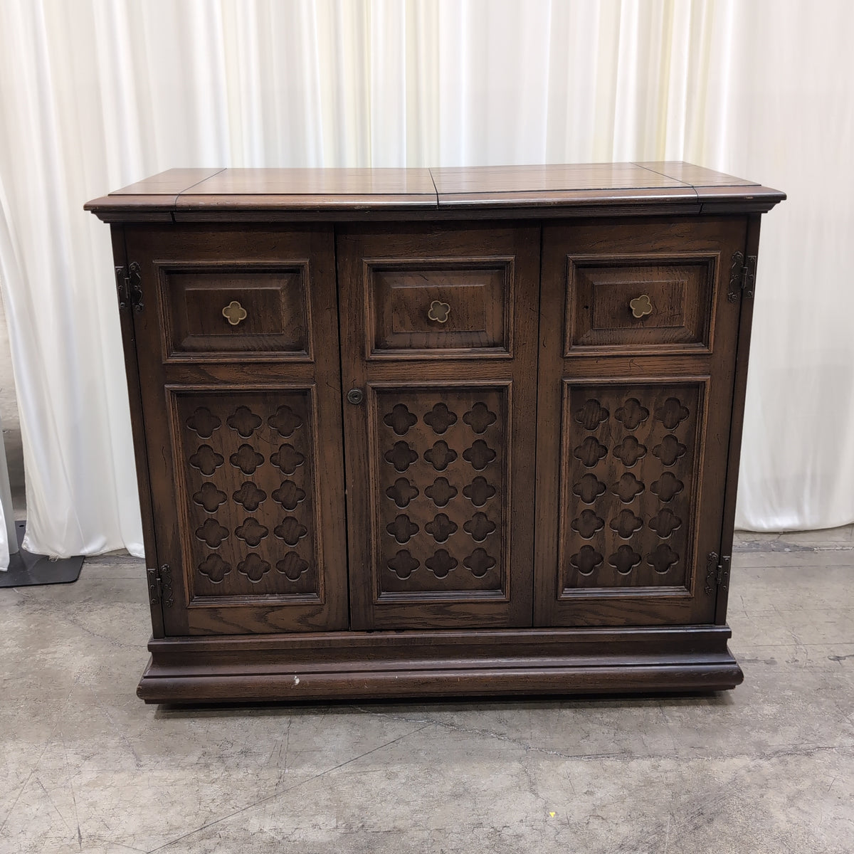 Brown Wood Traditional Buffet with Carved Doors
