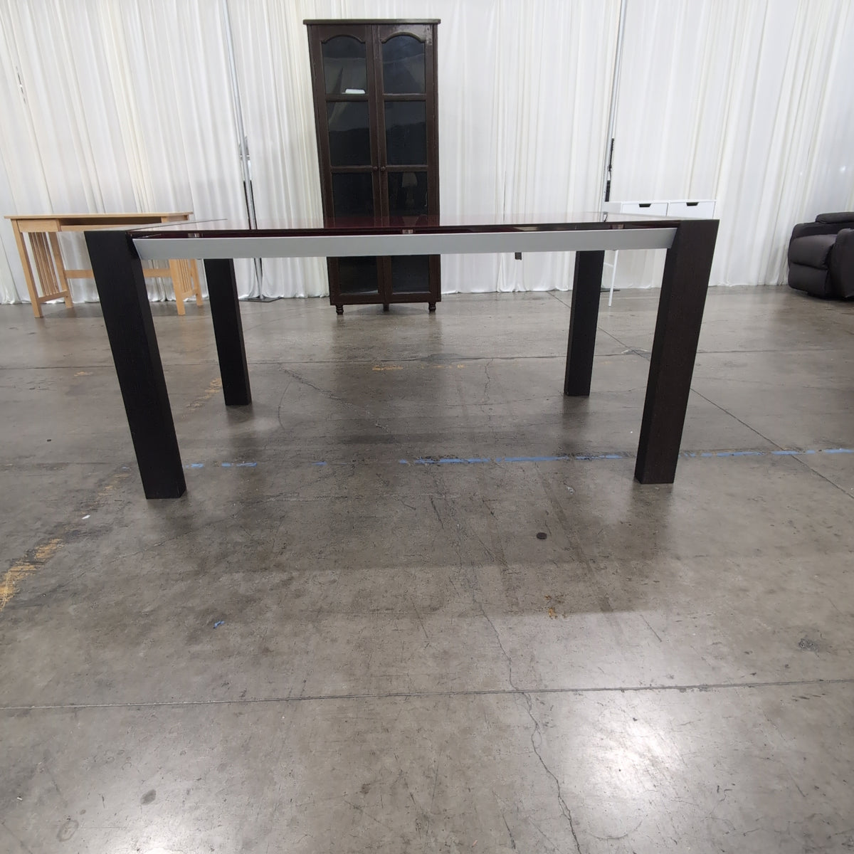 Glossy Red Rectangular Dining Table in Dark Wood