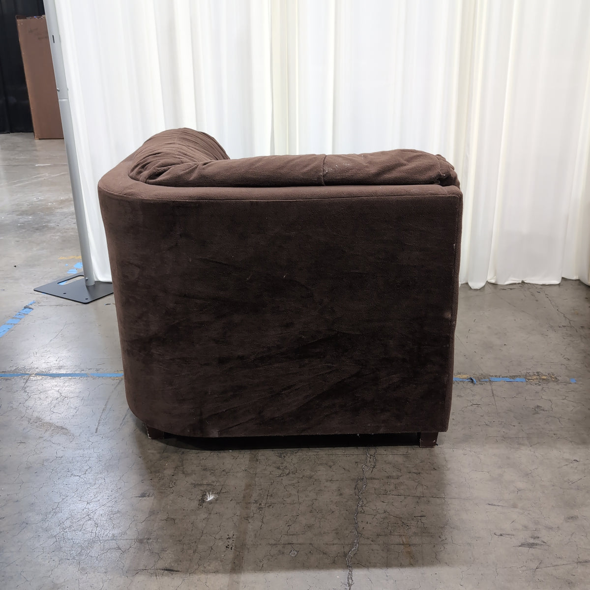 Plush Brown Microsuede Armchair with Tufted Cushion