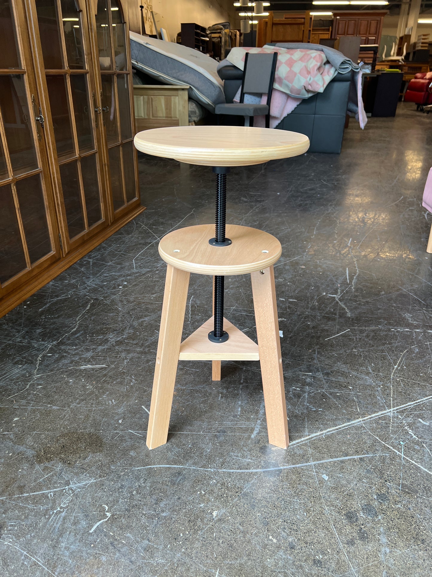 MEEDEN Wooden Drafting Stool with Adjustable Height-Natural-G-005