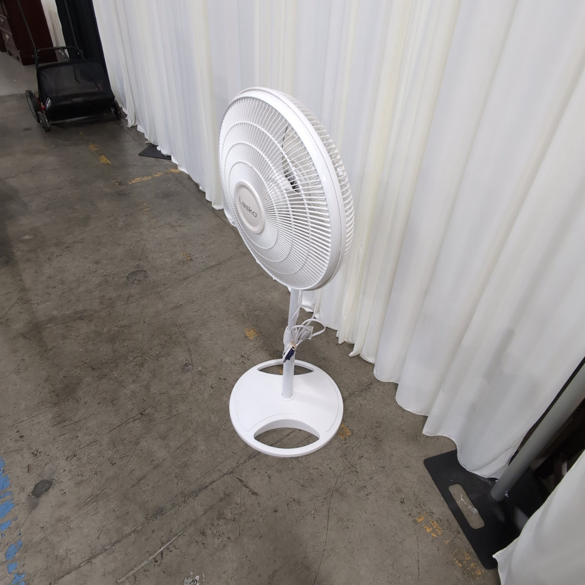 White Lasko Adjustable Height Pedestal Fan