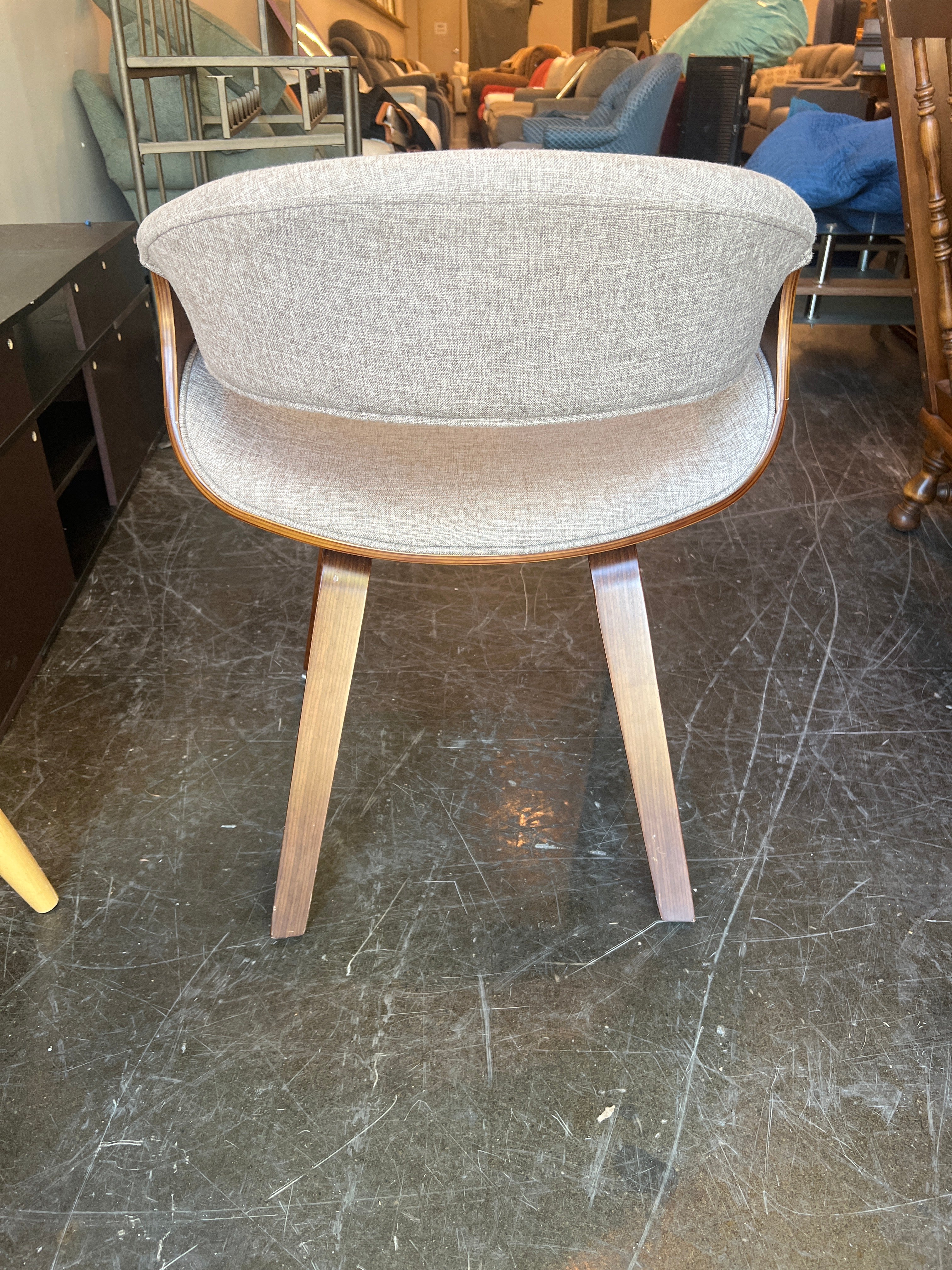 HUSKY Mid-Century Modern Accent Chair