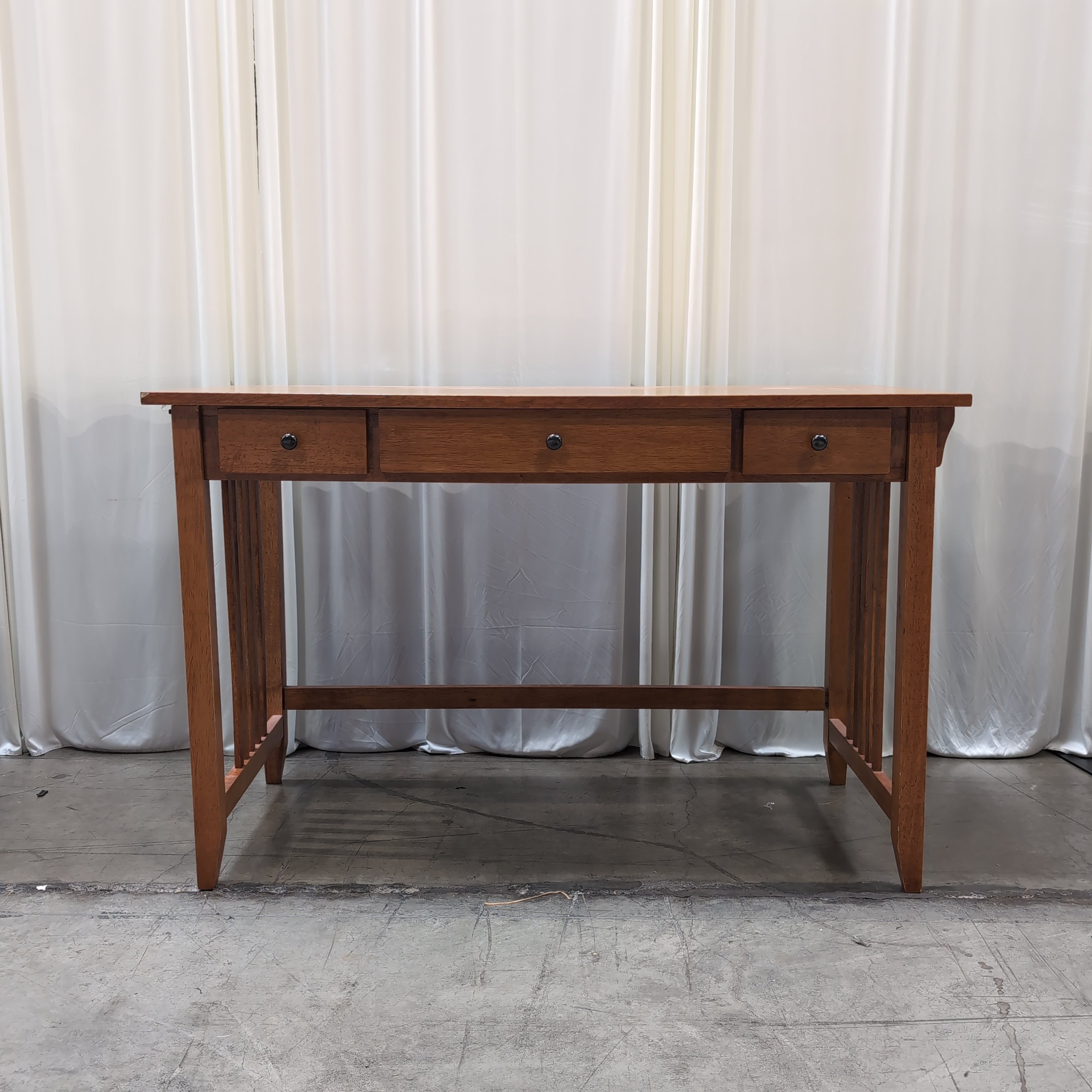 Craftsman Oak Tone Storage Bench