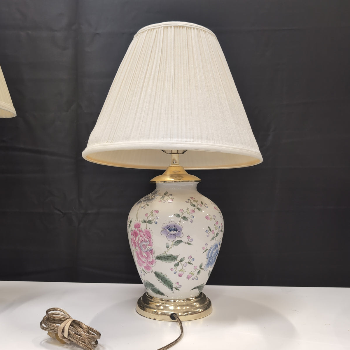 Antique Style Floral Porcelain Table Lamp