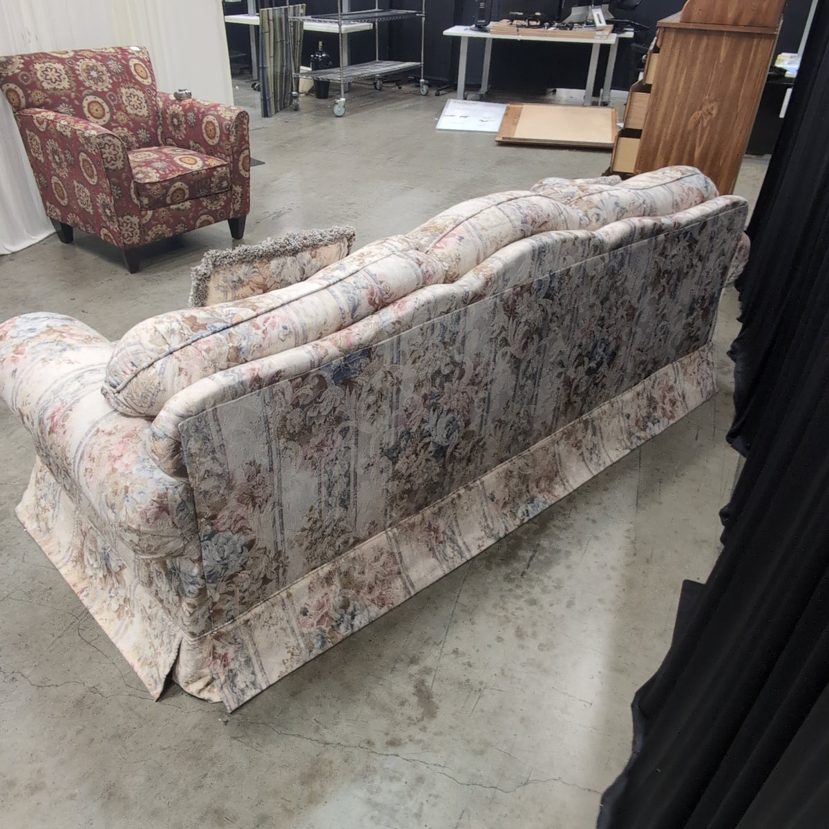 Traditional Floral Pattern Fabric Couch