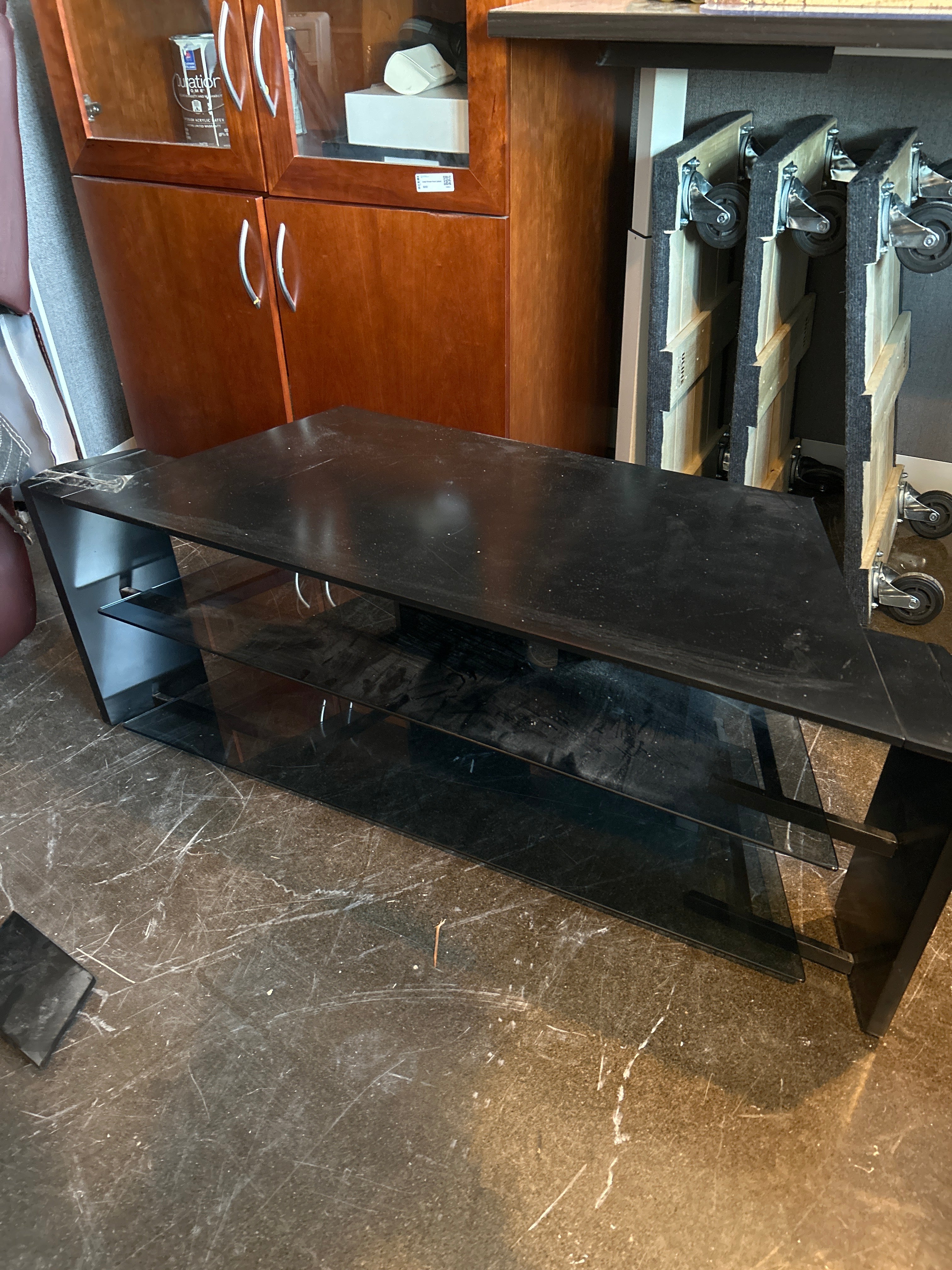 TV Stand 2 Glass Shelves