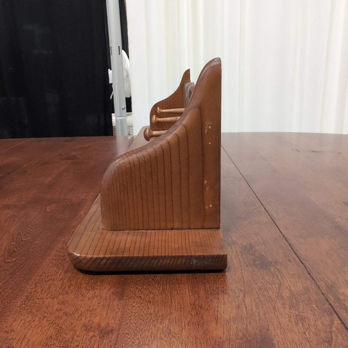 Natural Wood Scalloped Wall Shelf with Four Pegs