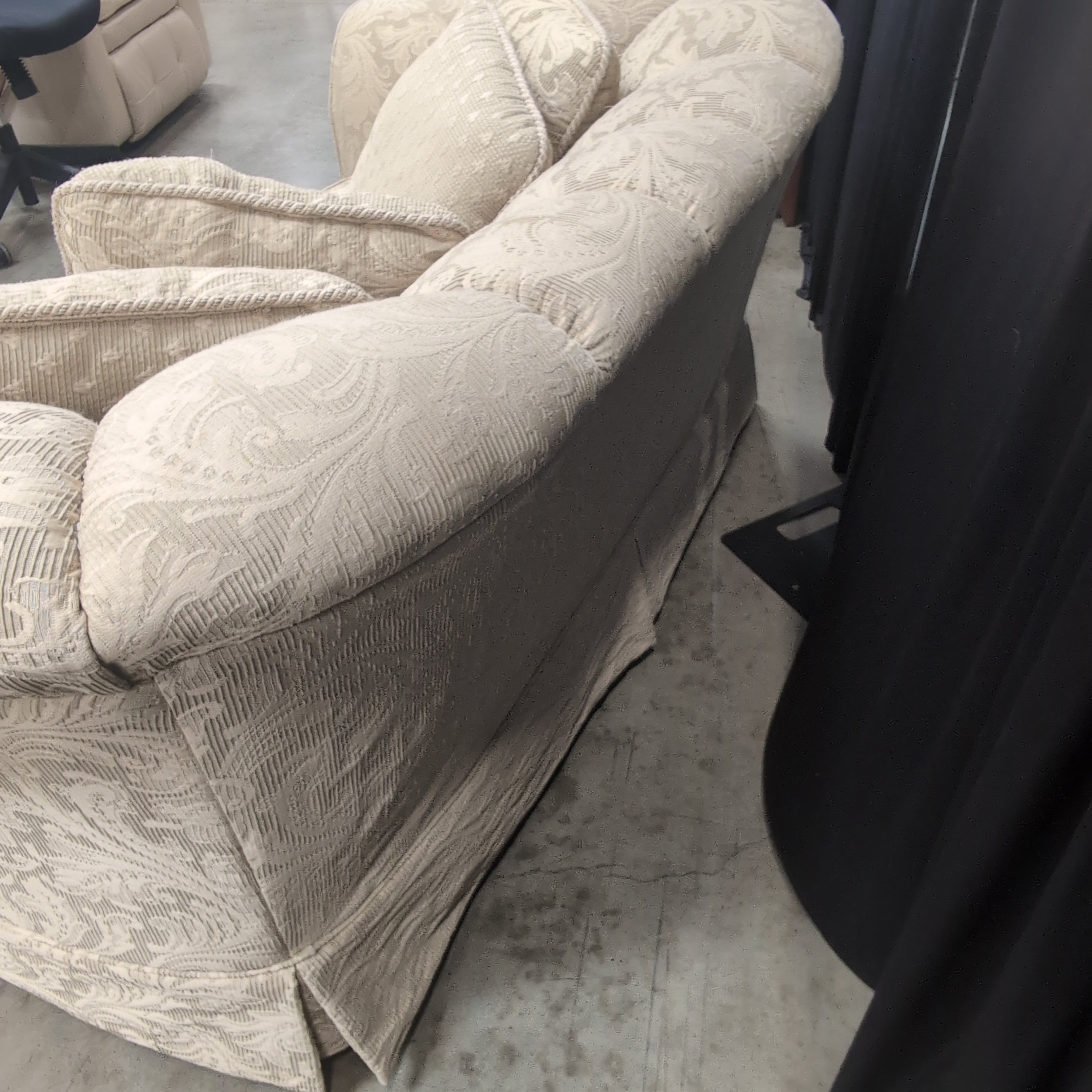 Traditional Beige Patterned Fabric Loveseat with Channel Tufting