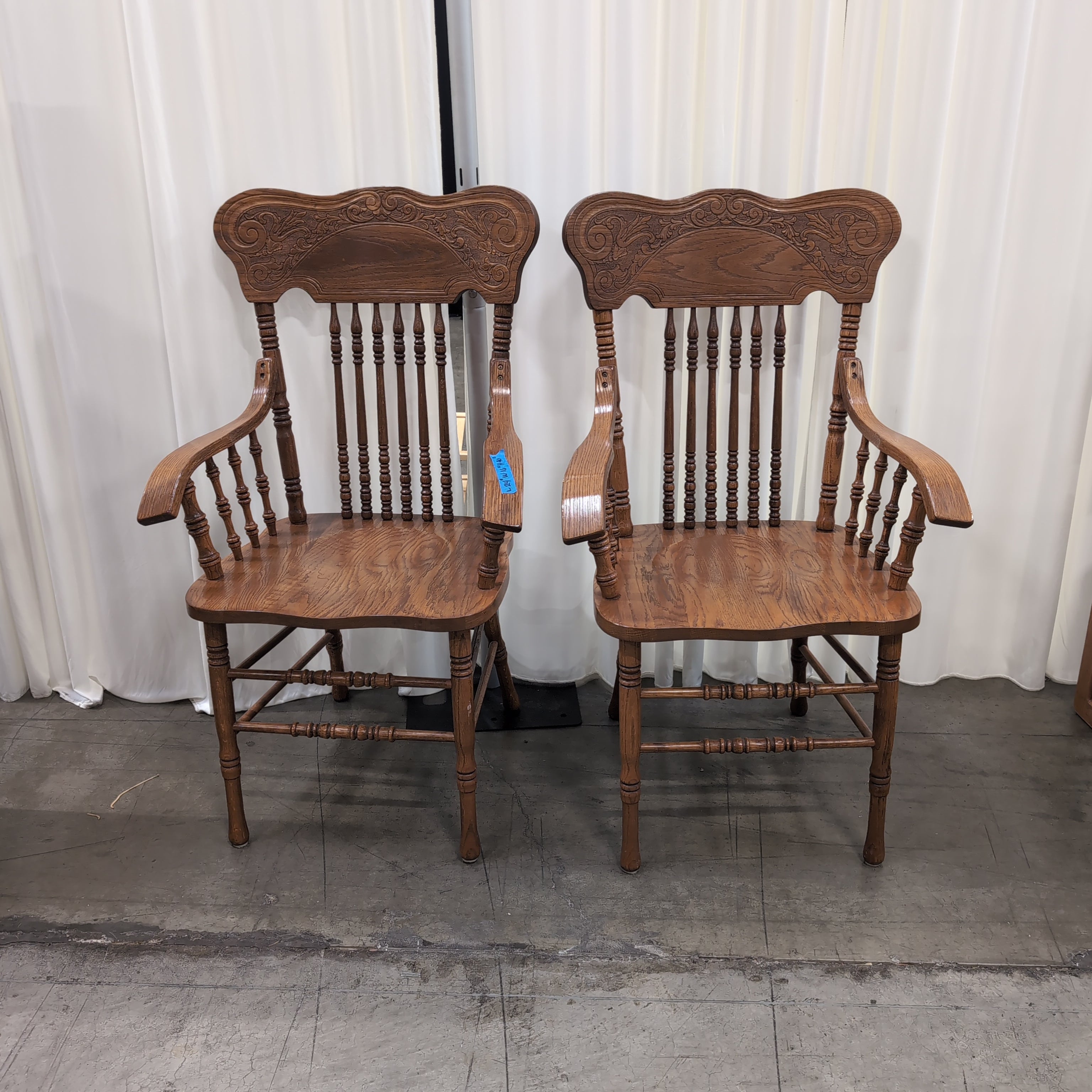 Pair of Traditional Brown Wood Armchair with Carved Back