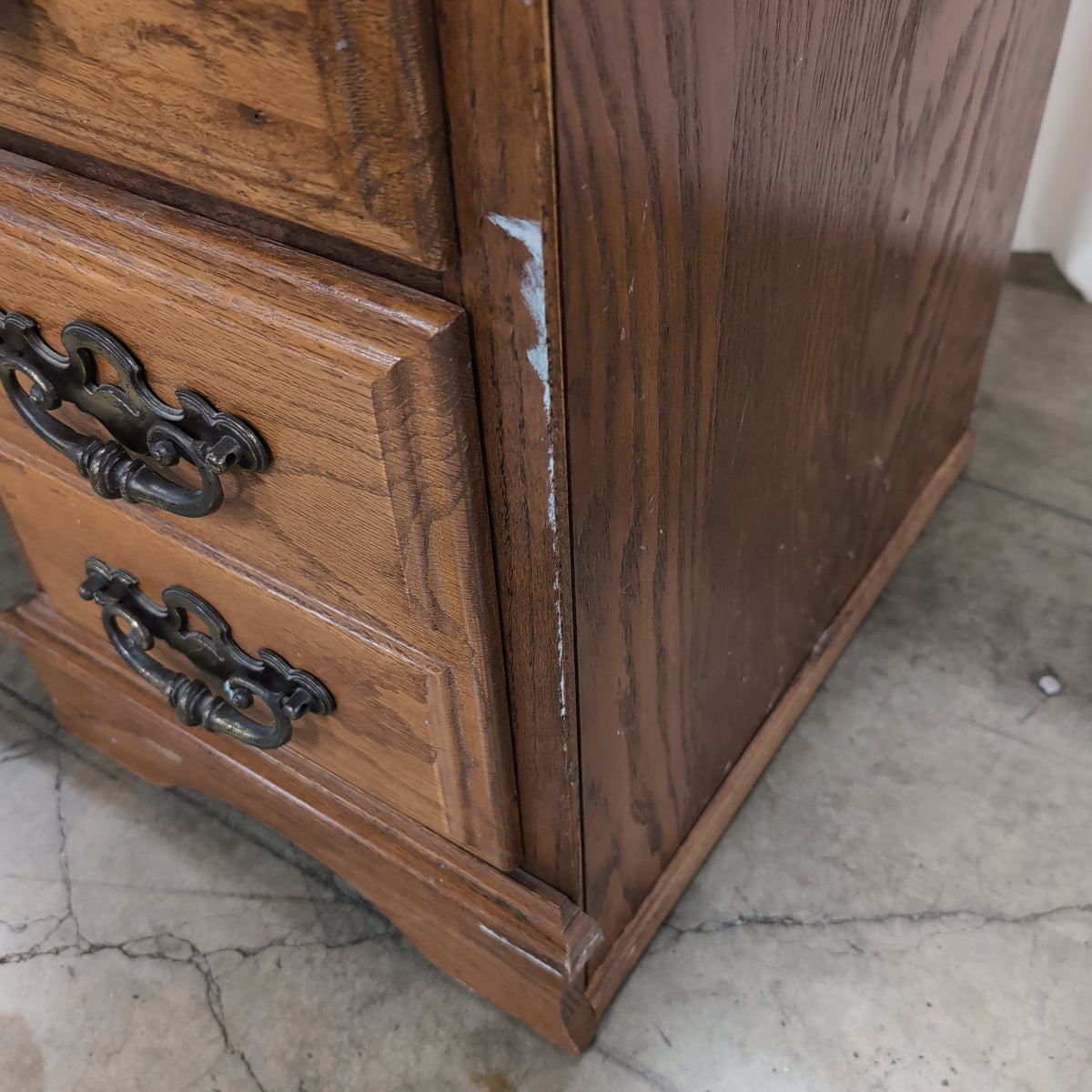 Traditional Oak Roll-Top Desk with Multiple Drawers