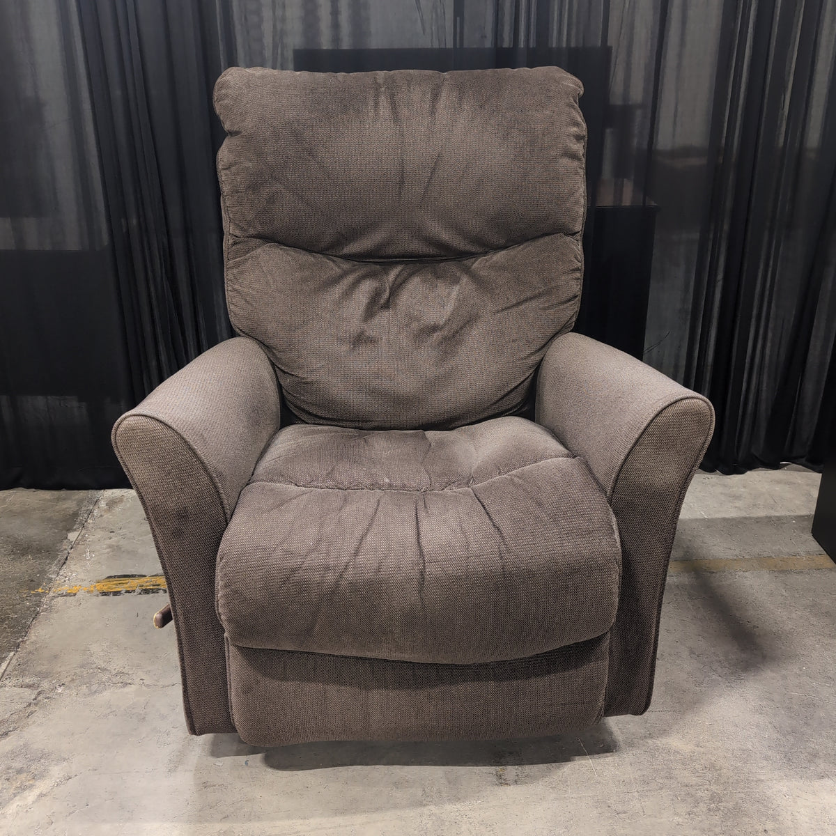 Plush Brown Fabric Recliner with Lever Mechanism