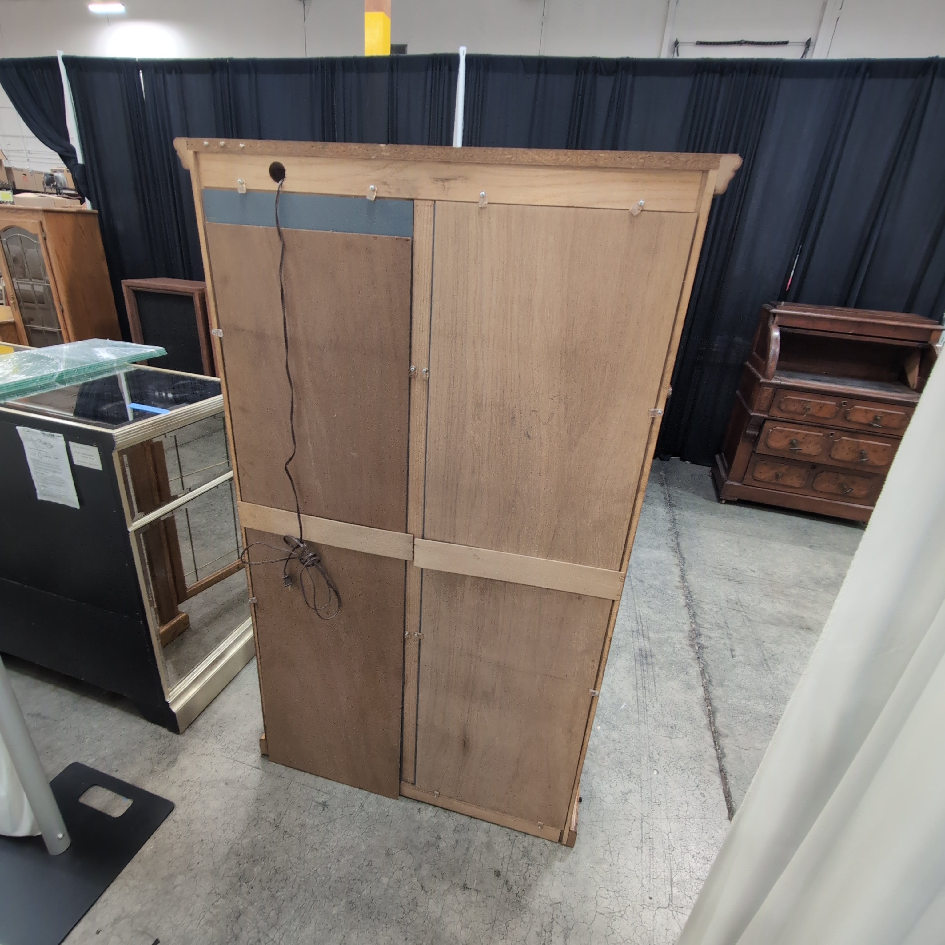 Oak Finish Display China Cabinet with Glass Doors