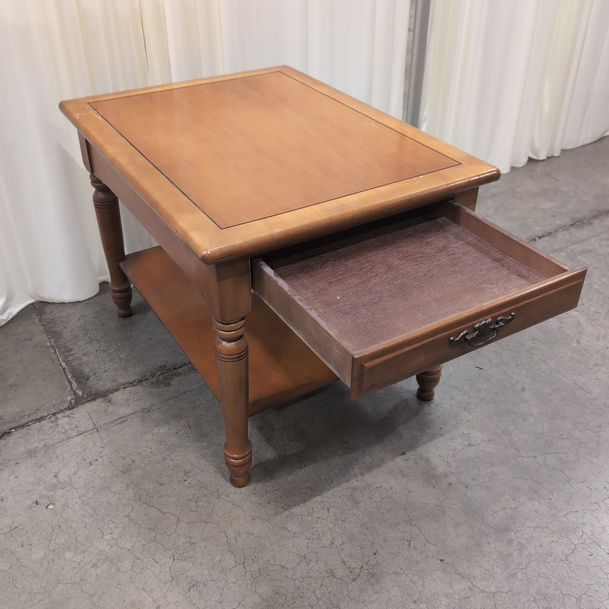 Traditional Light Wood End Table with Drawer