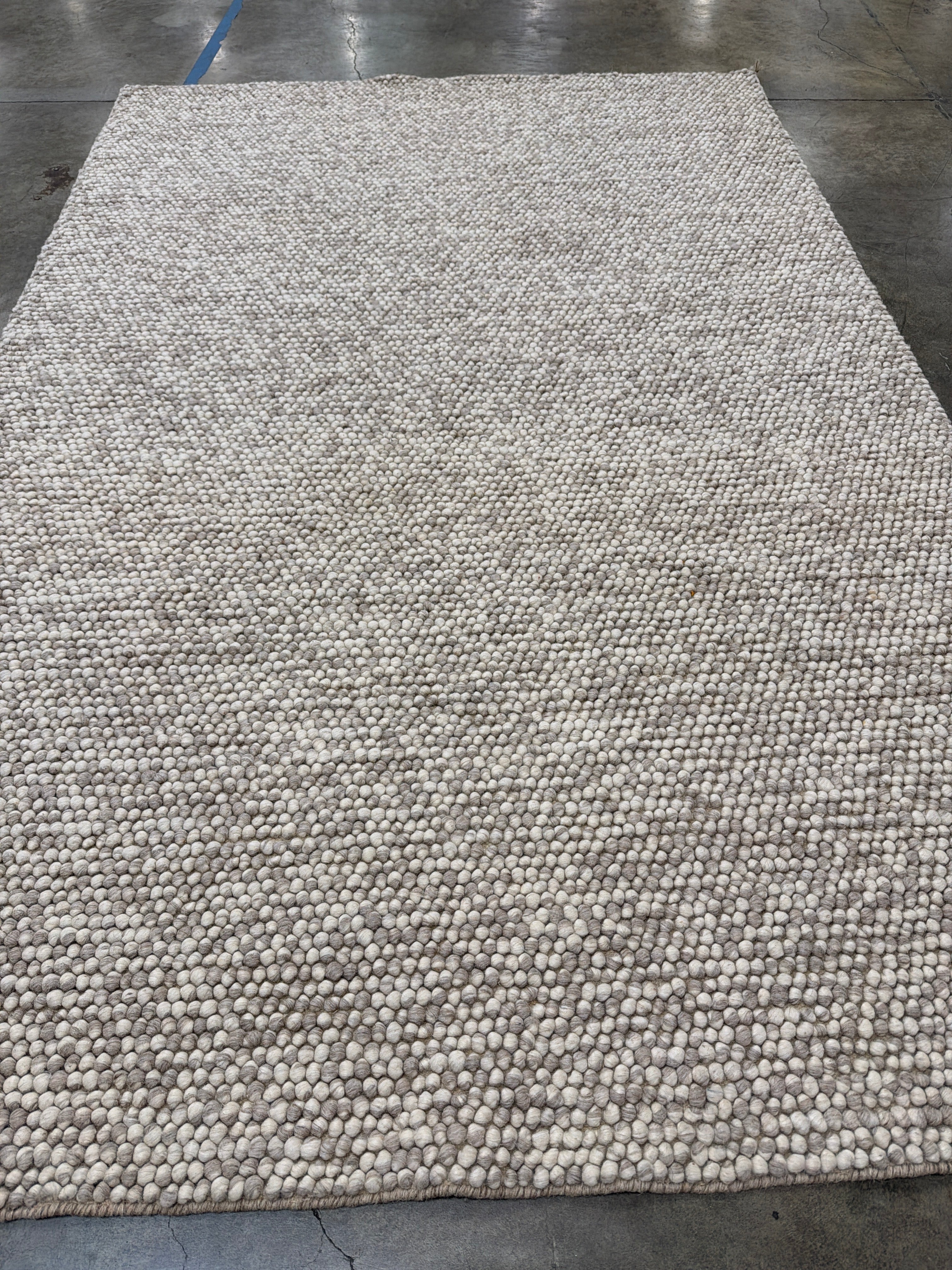 SAFAVIEH Area Rug 6x9 - Natura Collection - Nirvana Beige, Handmade Wool Blend (NAT620B)