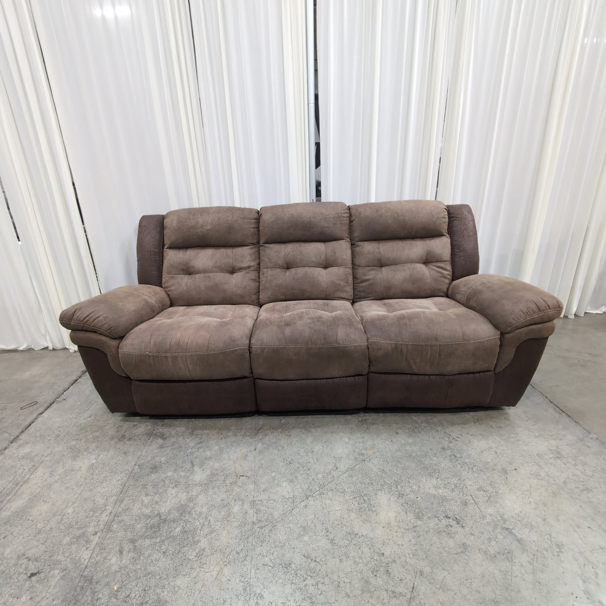 Man Wah Furniture Brown Fabric Sectional Couch with Cup Holders