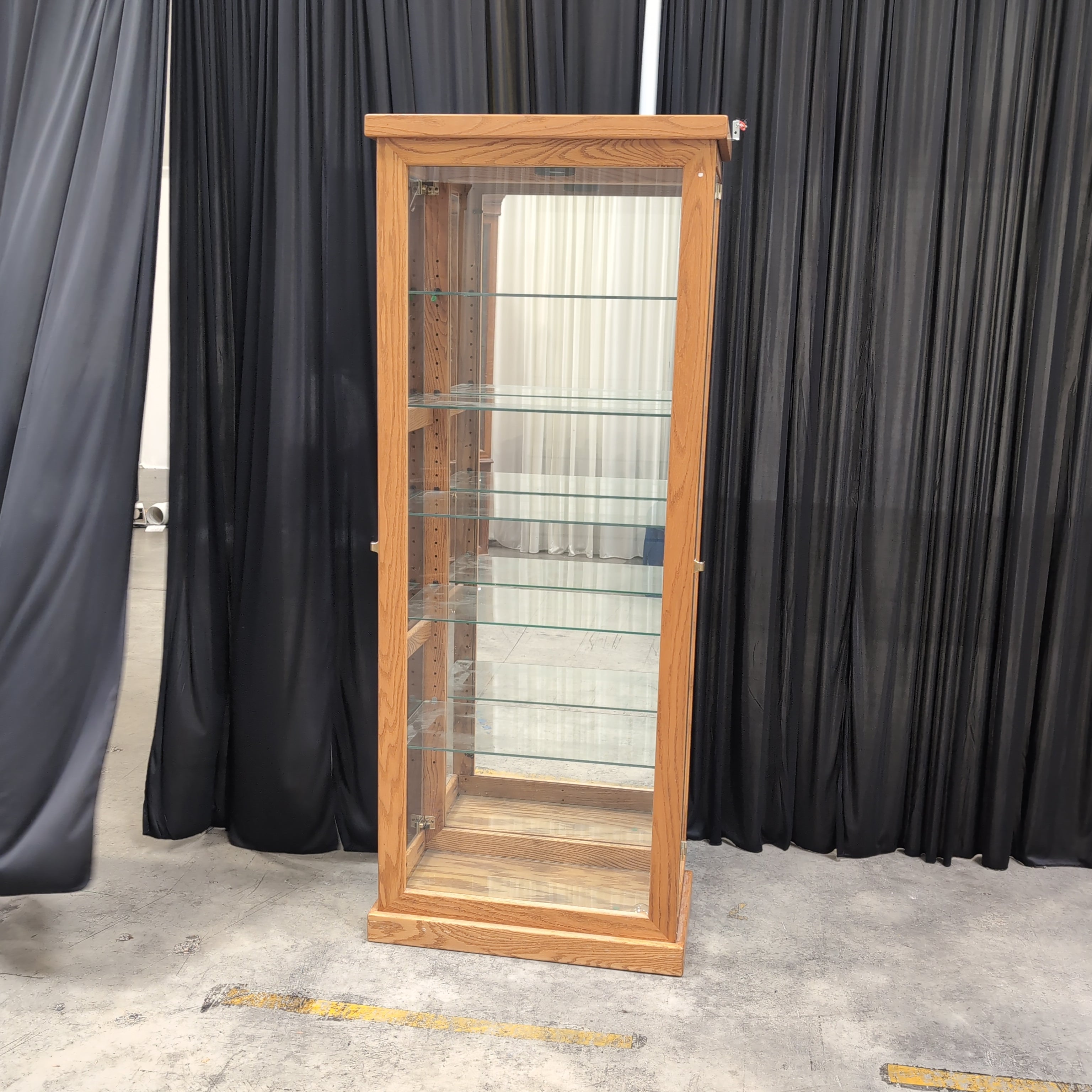 Natural Wood Display China Cabinet with Glass Shelves