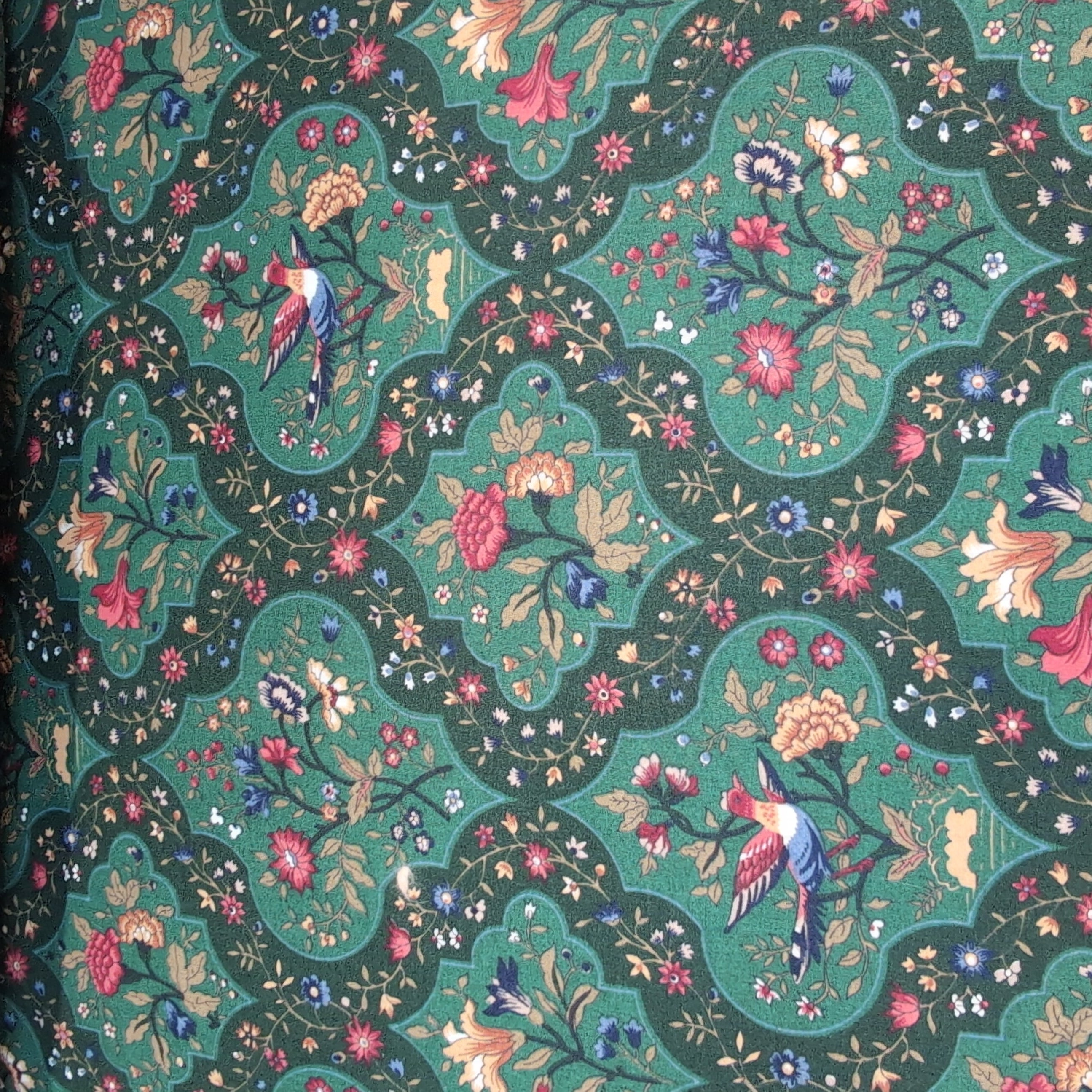 Green Floral Pattern Three-Cushion Couch