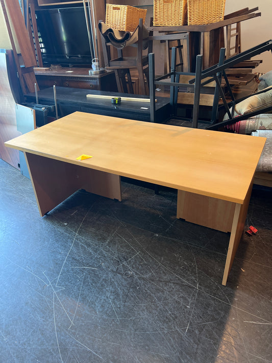Large Light Wood Office Desk