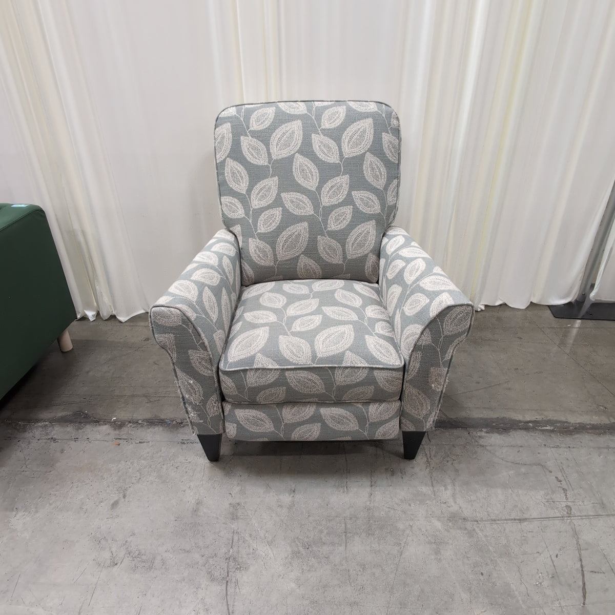 LA-Z-BOY Grey Leaf Pattern Fabric Armchair with Tapered Legs