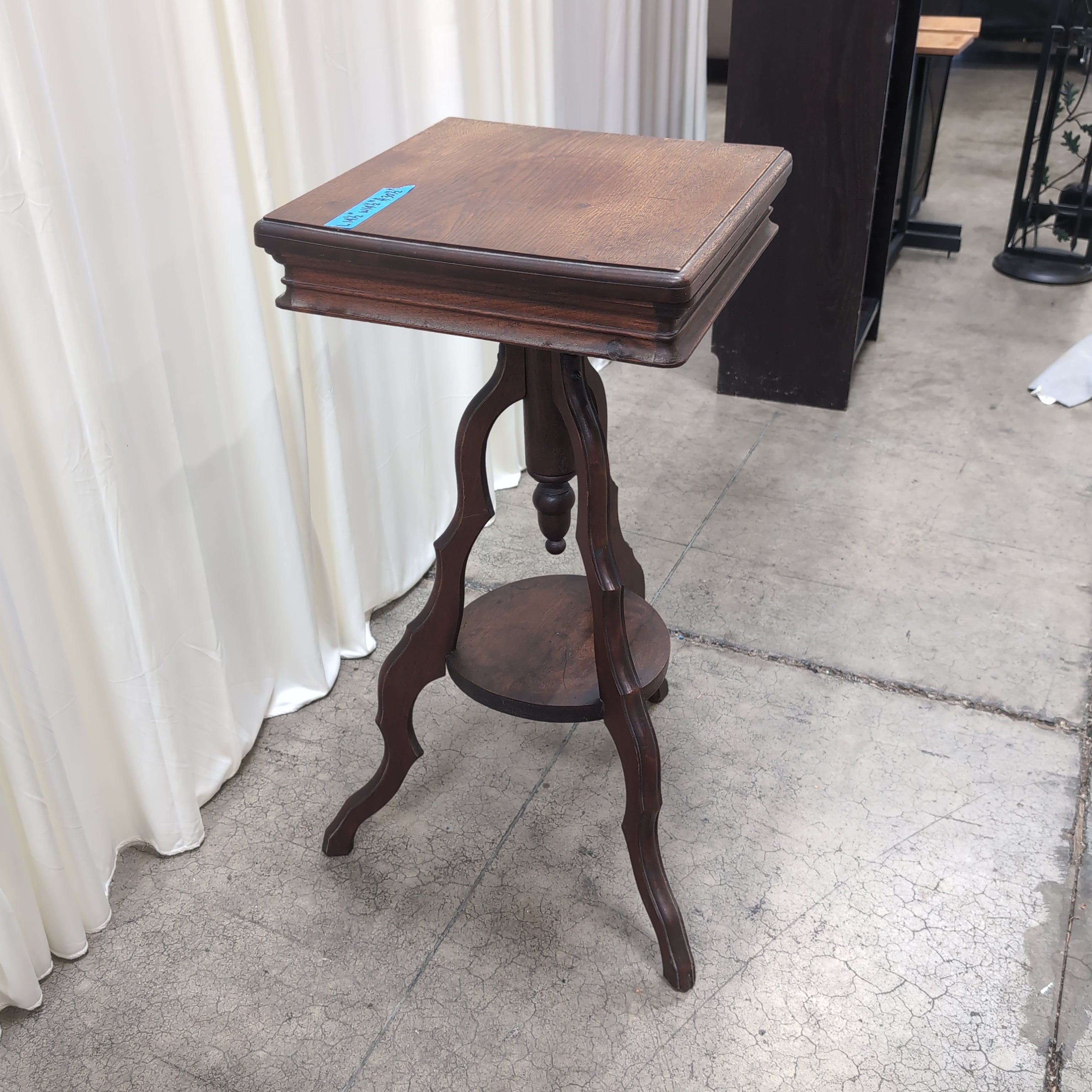 Traditional Dark Wood End Table with Lower Shelf
