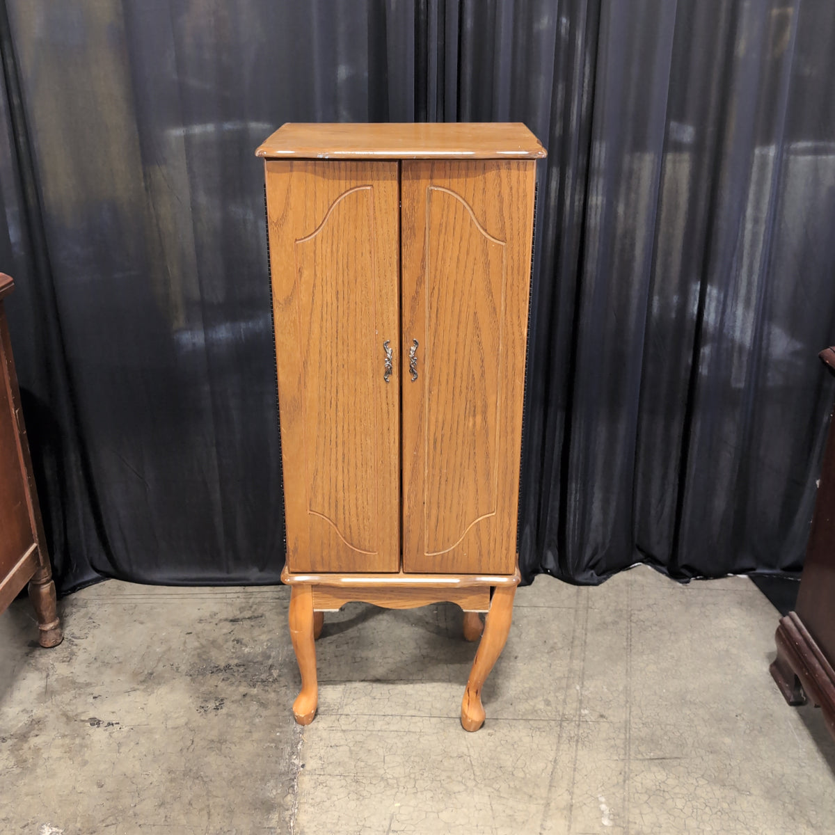 Oak Wood Two-Door Audio Cabinet with Cabriole Legs
