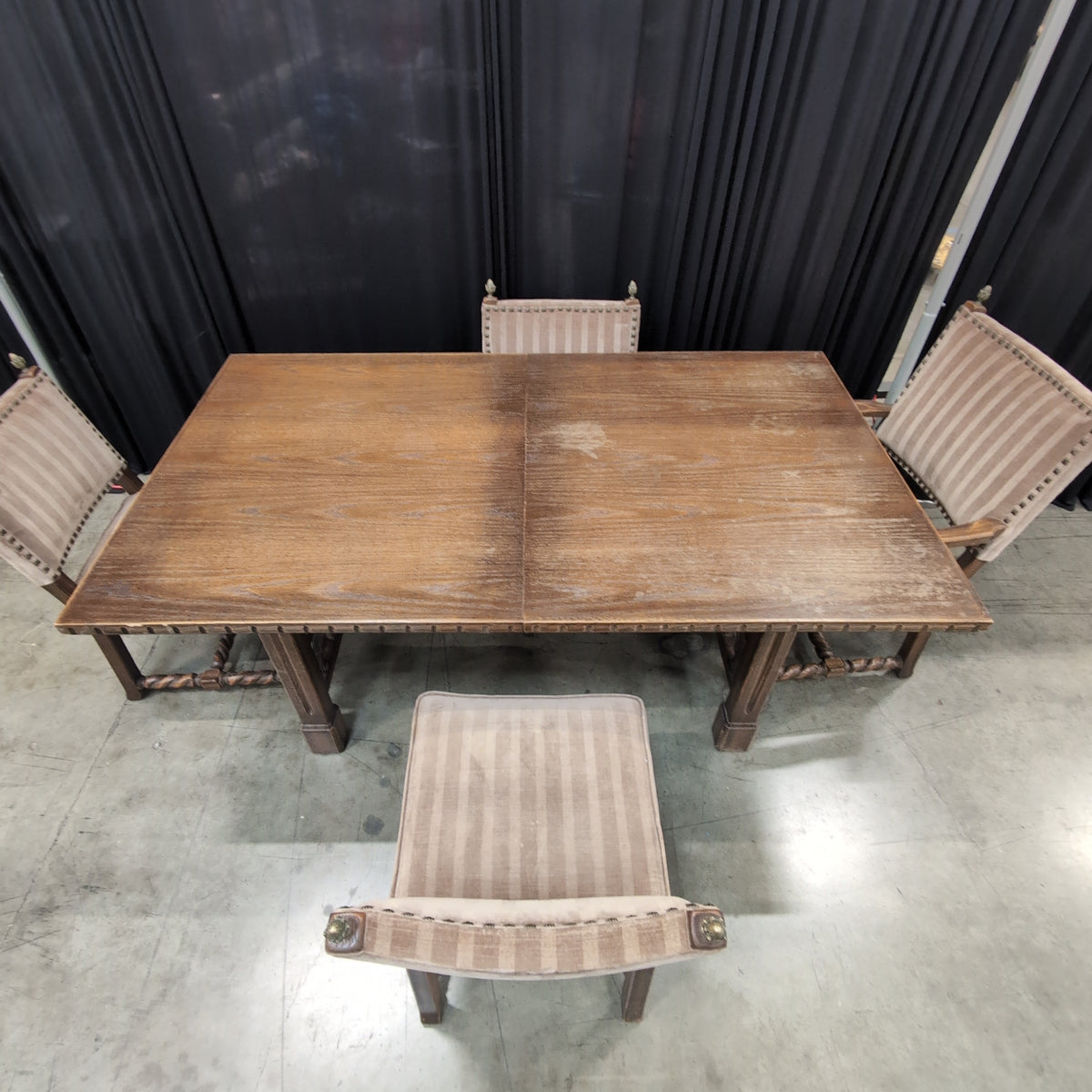 Traditional Dark Wood Dining Table with Carved Legs