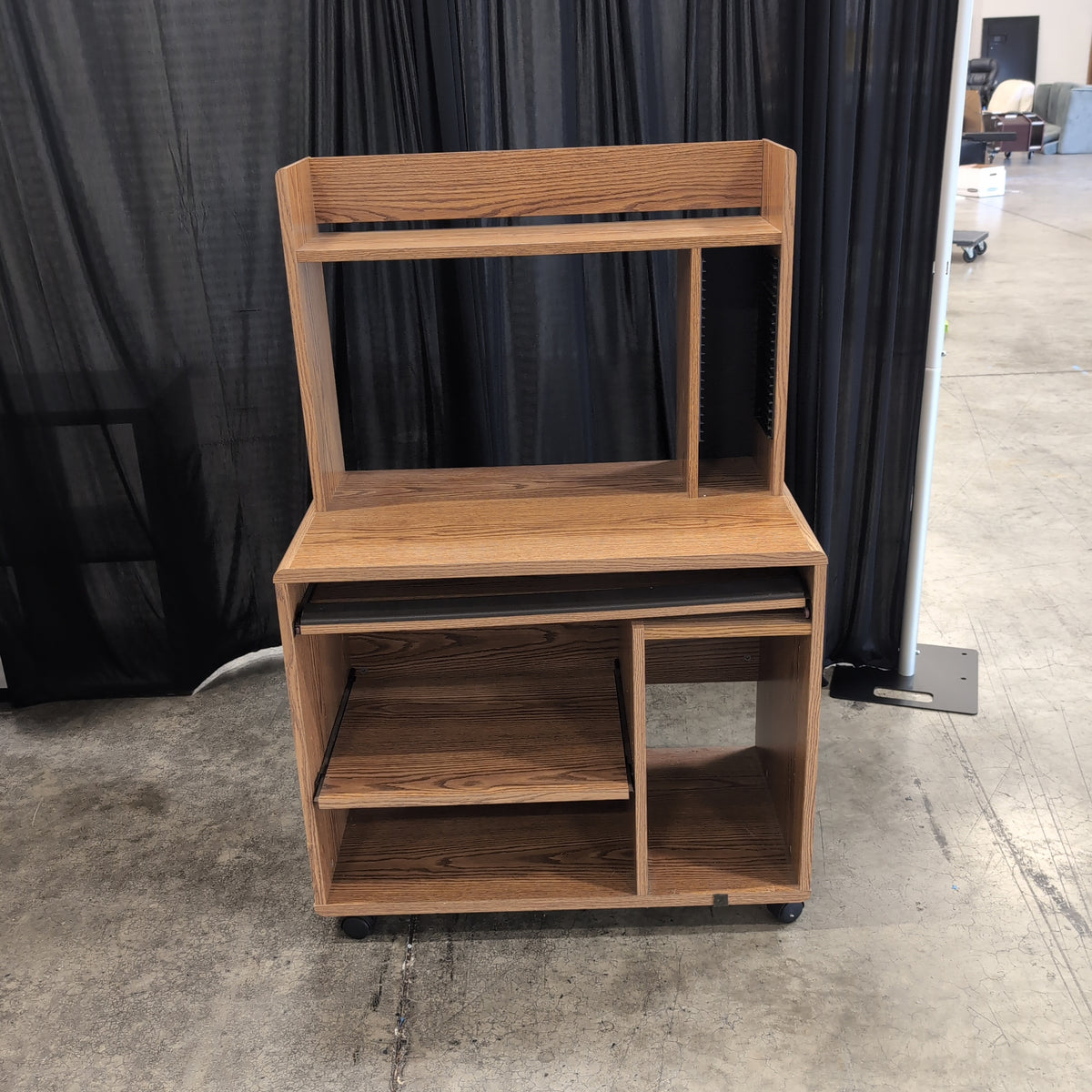 Rolling Wood Grain Computer Desk with Hutch