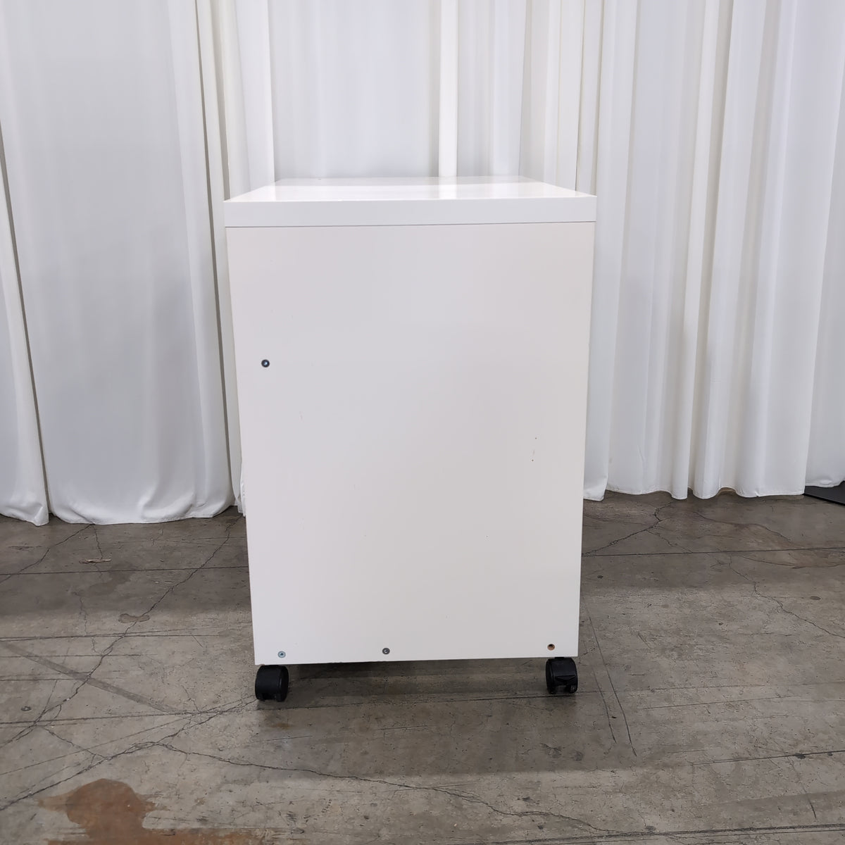 White Minimalist Desk with Pull-Out Shelf