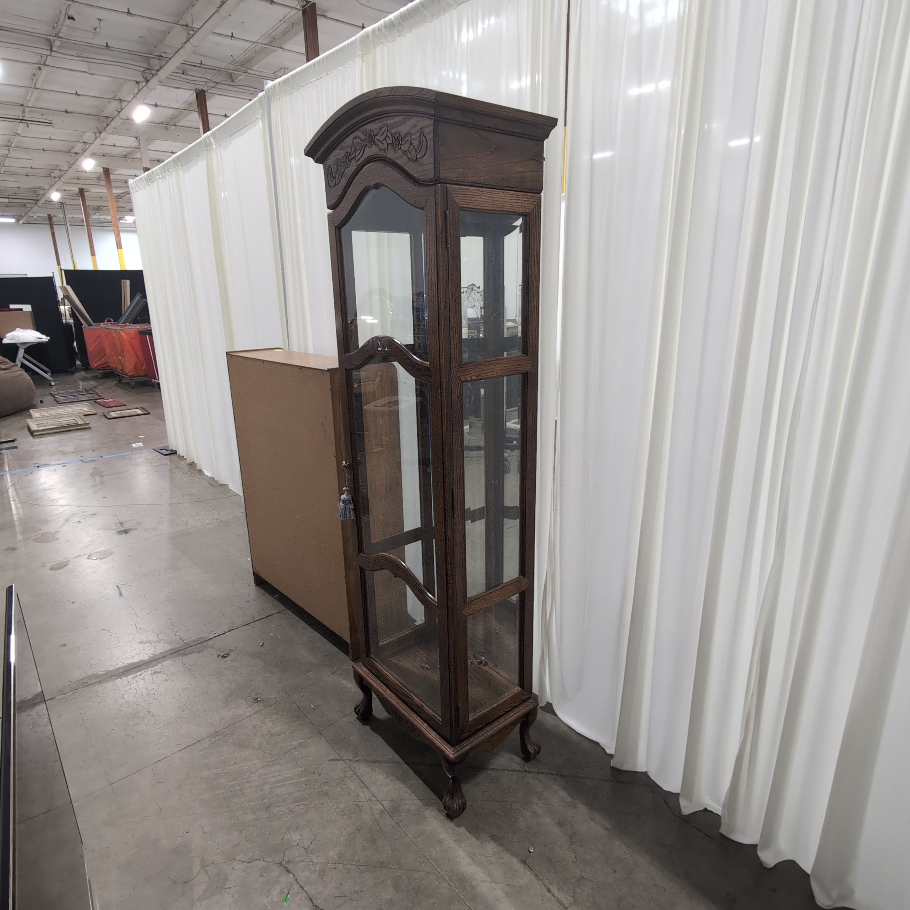 Traditional Oak Wood China Cabinet with Carved Details