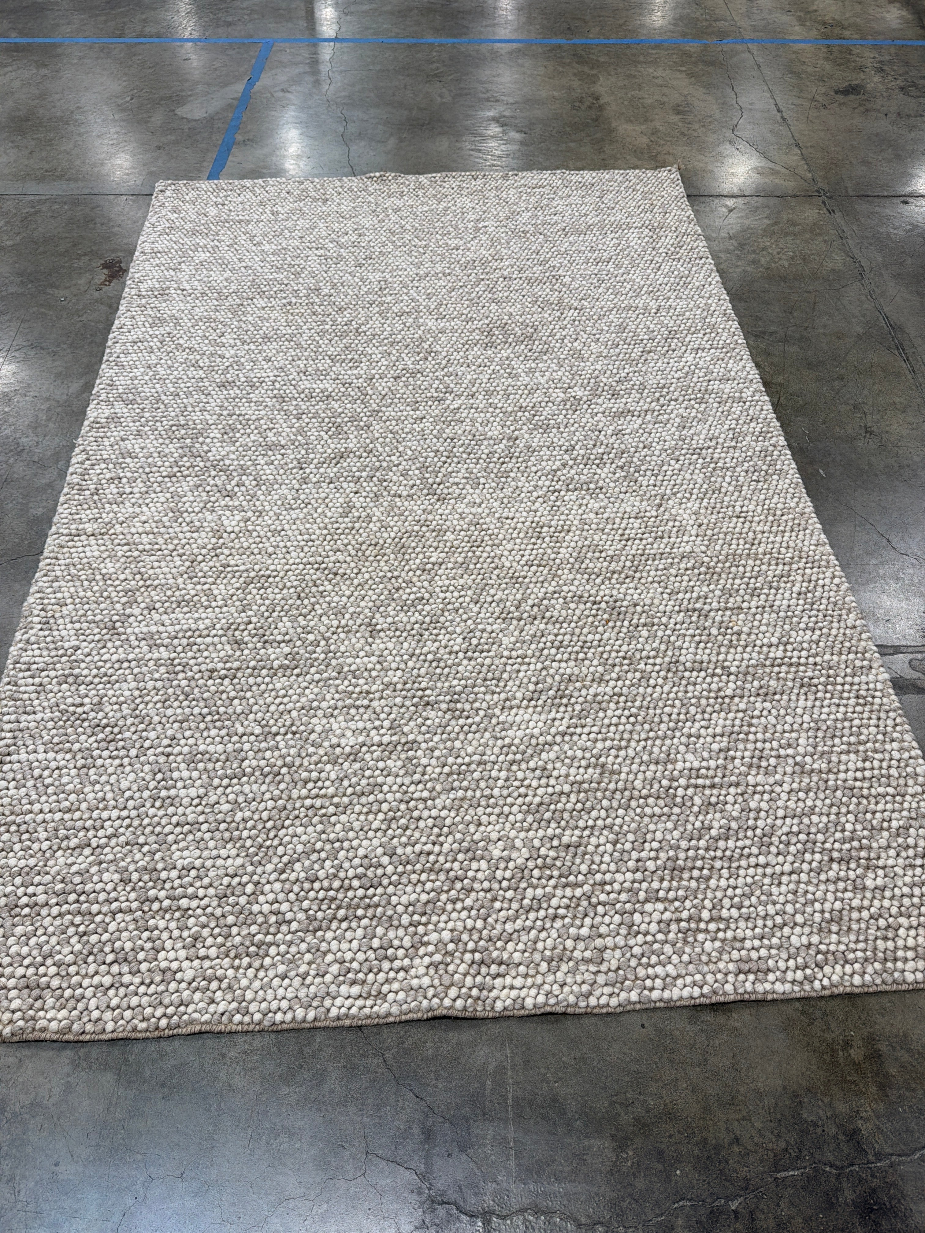 SAFAVIEH Area Rug 6x9 - Natura Collection - Nirvana Beige, Handmade Wool Blend (NAT620B)