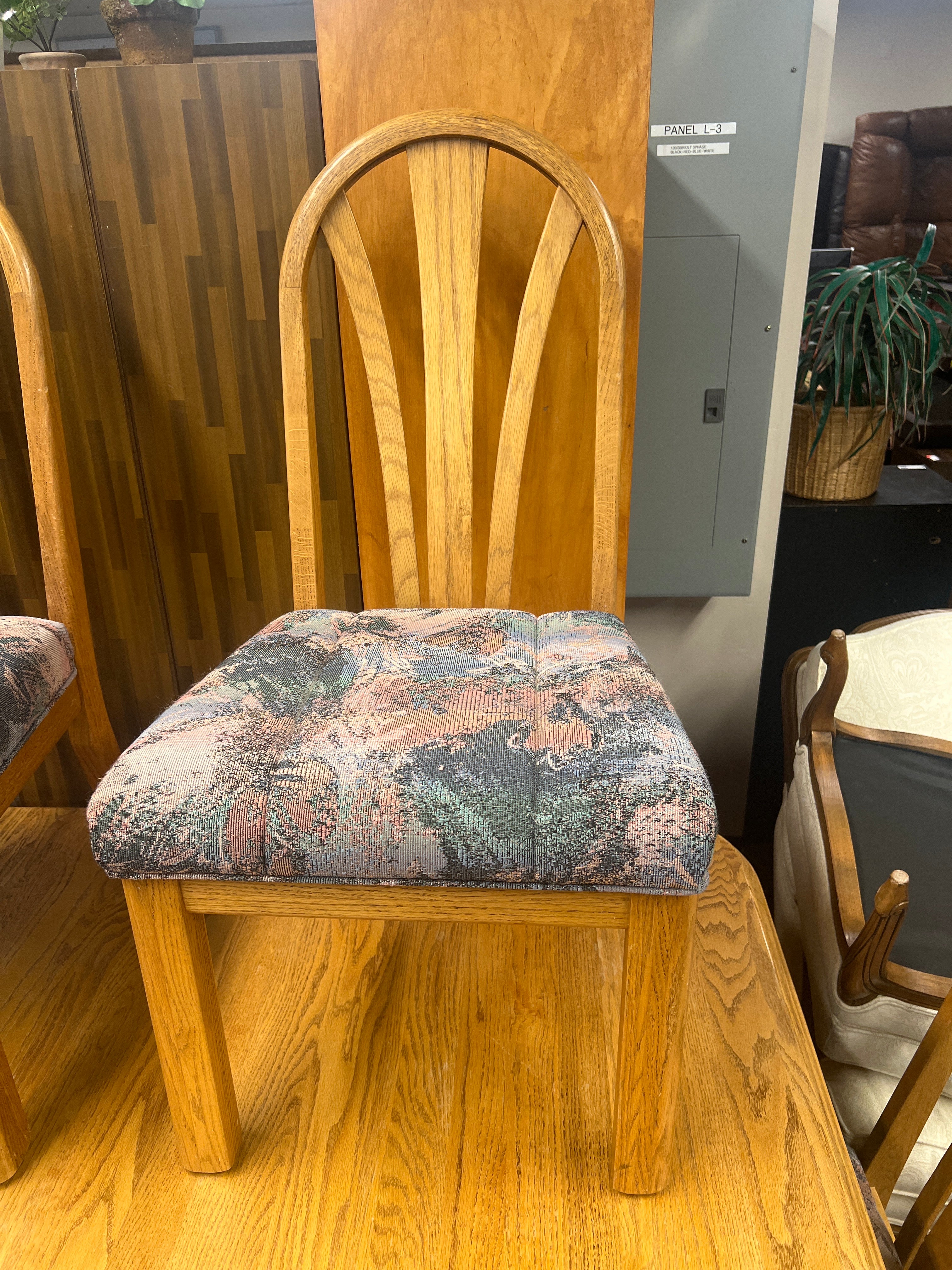 Oak Table with 8 Chairs