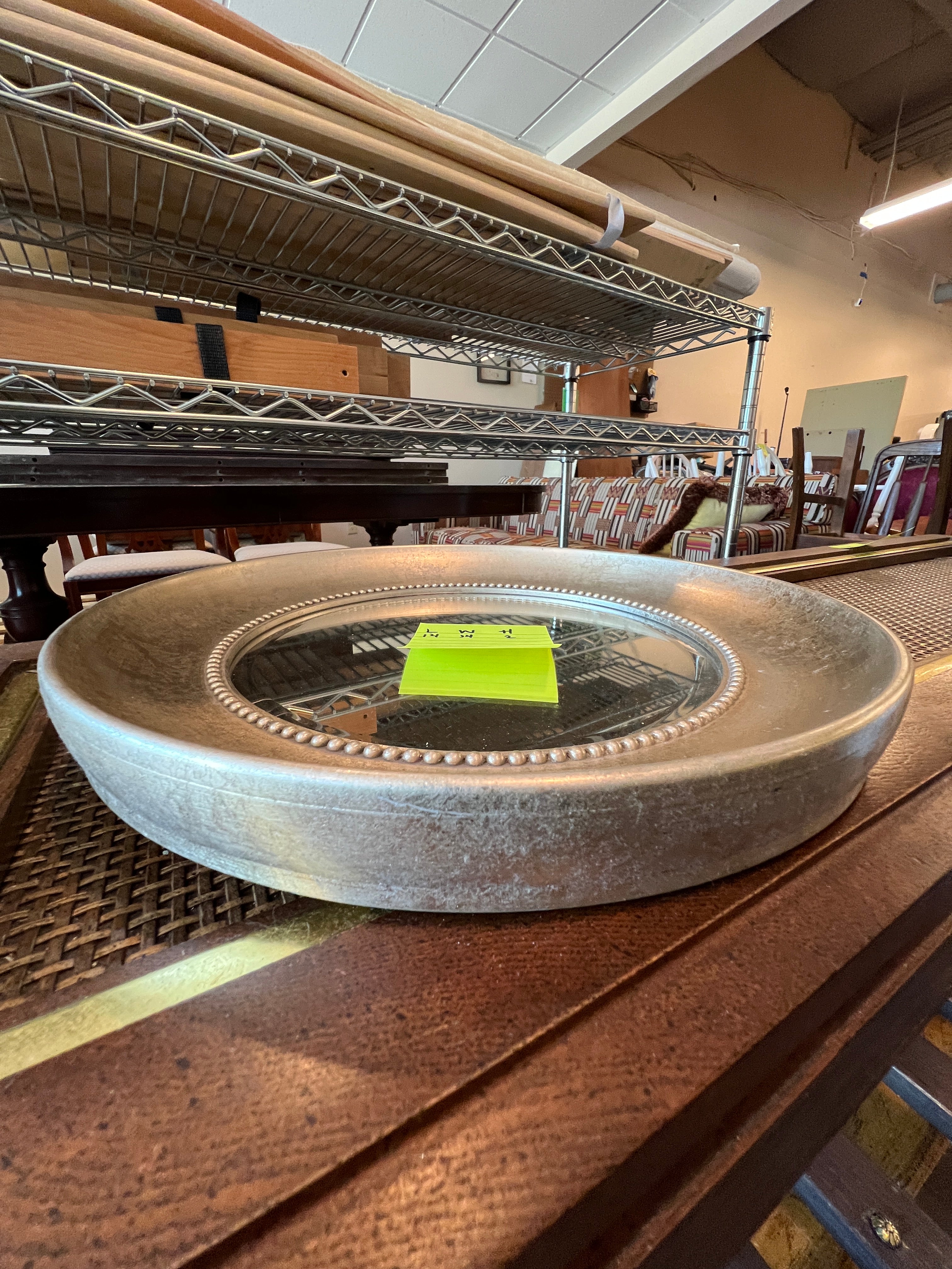 Round Accent Mirror