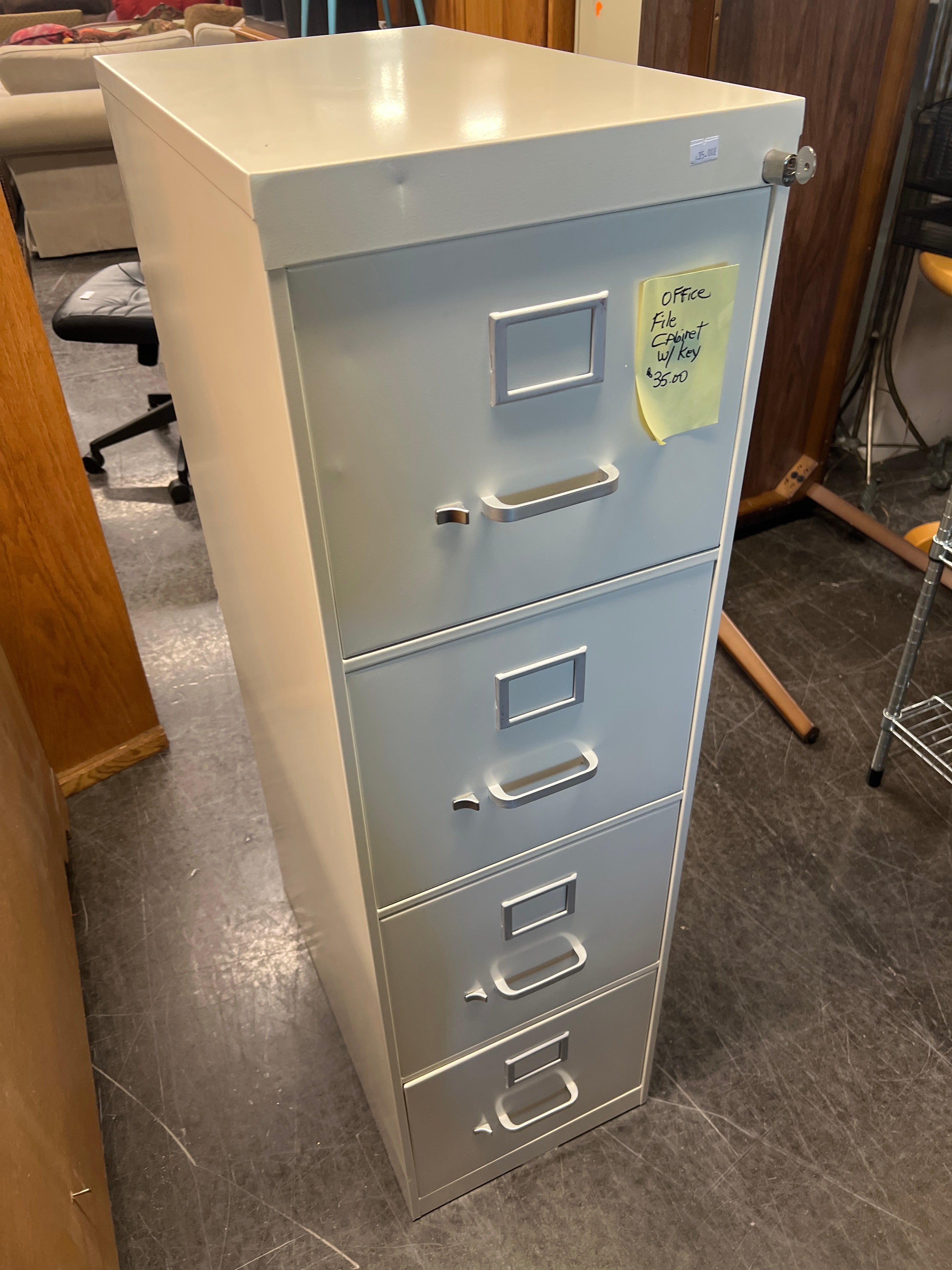 File Cabinet with key