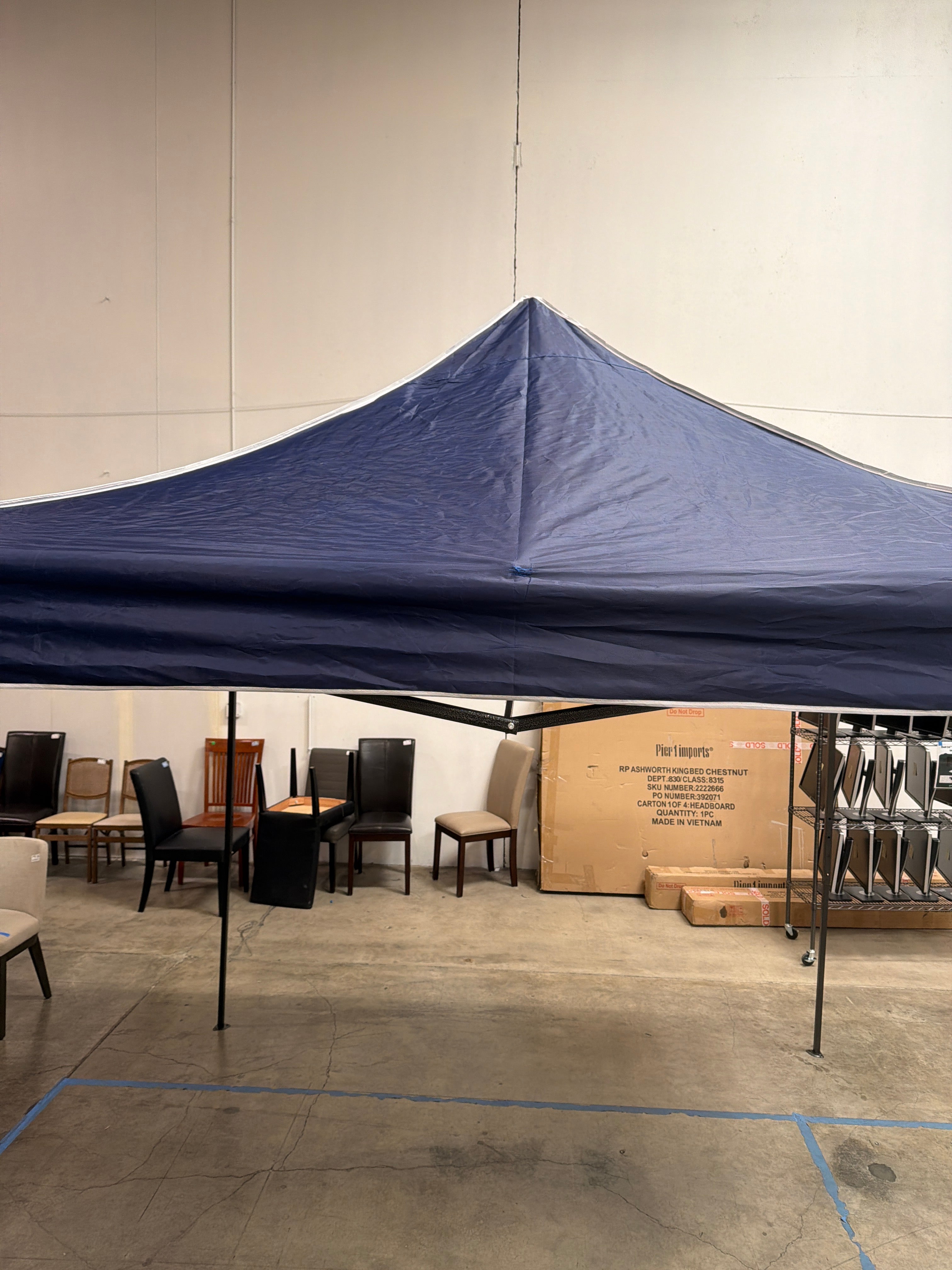 10 x 10 King Canopy Tent with Carry Bags
