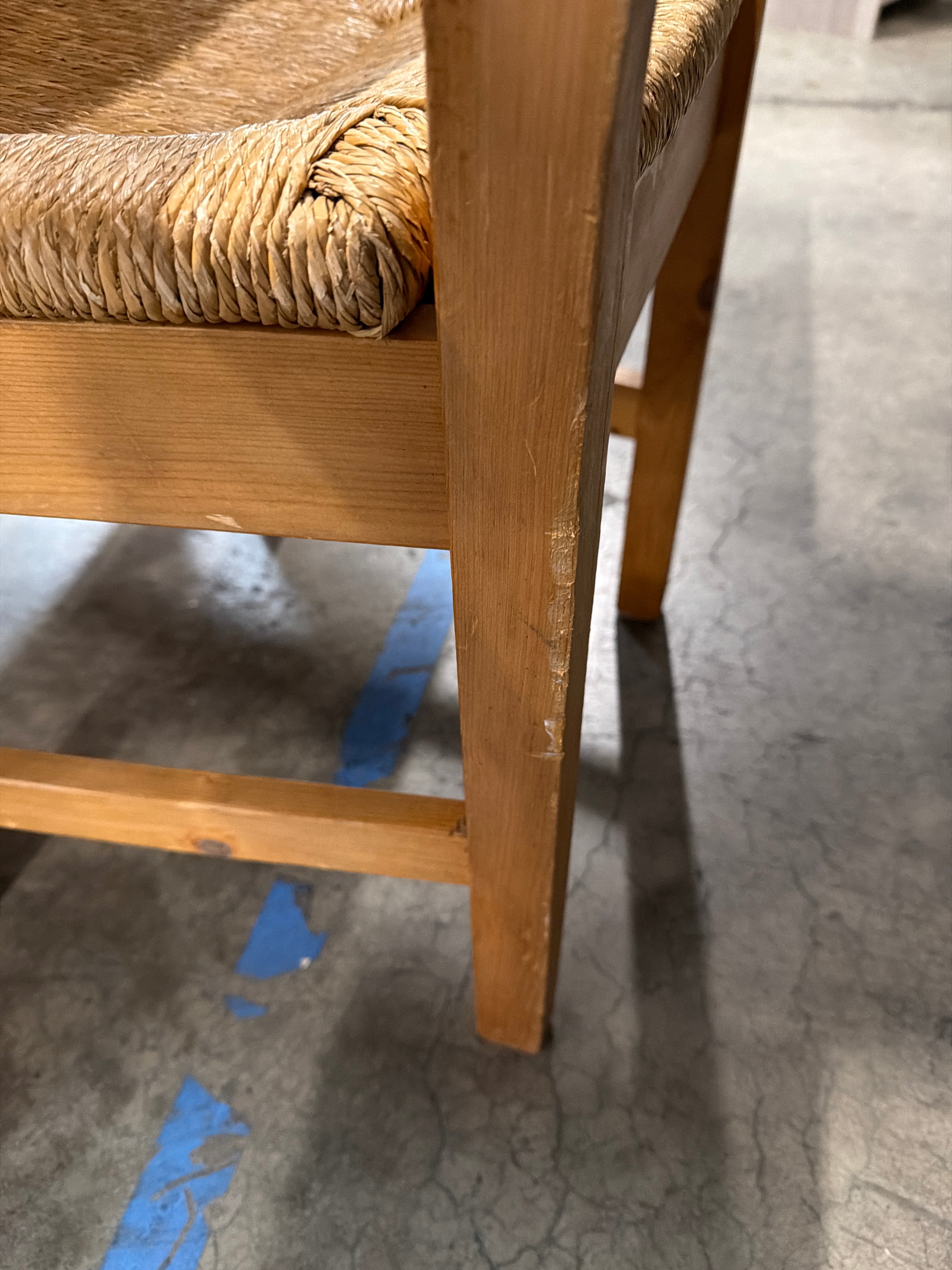 Rustic Solid Wood Dining Table with Ladder Back Rush Seat Chair