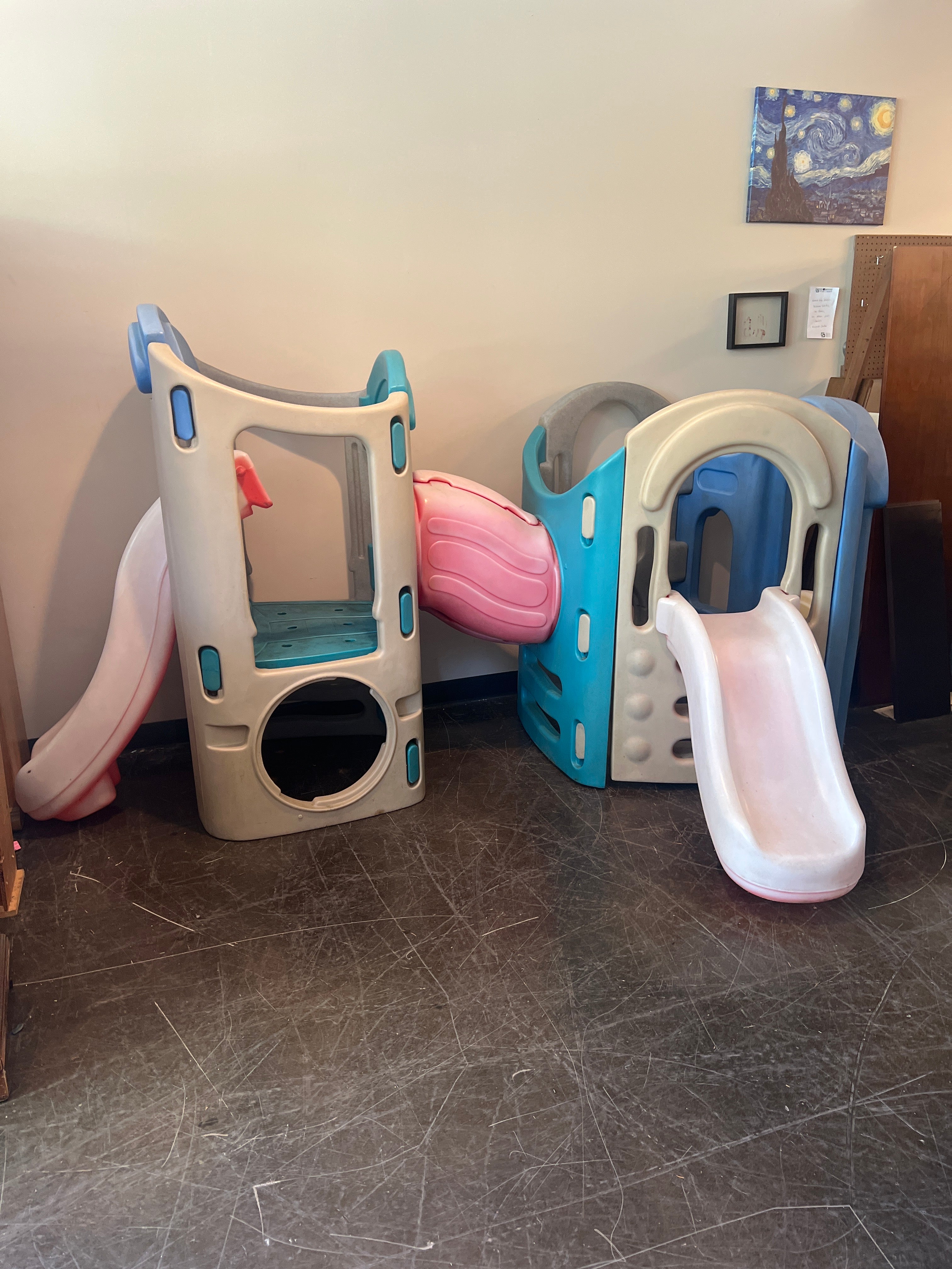 Little Tikes Outdoor Play Structure with Slides