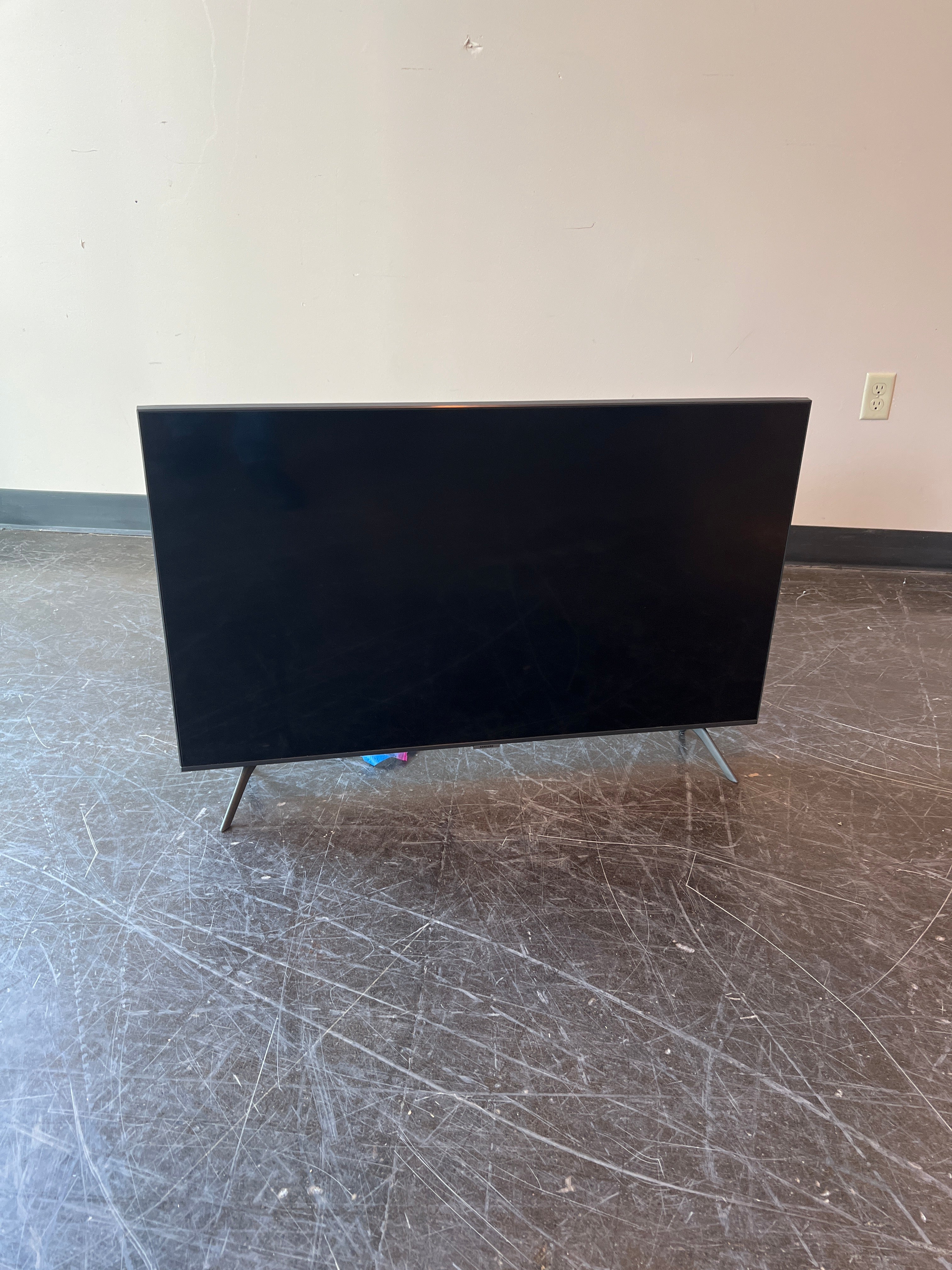 Samsung 43" Crystal UHD CU7000D Television