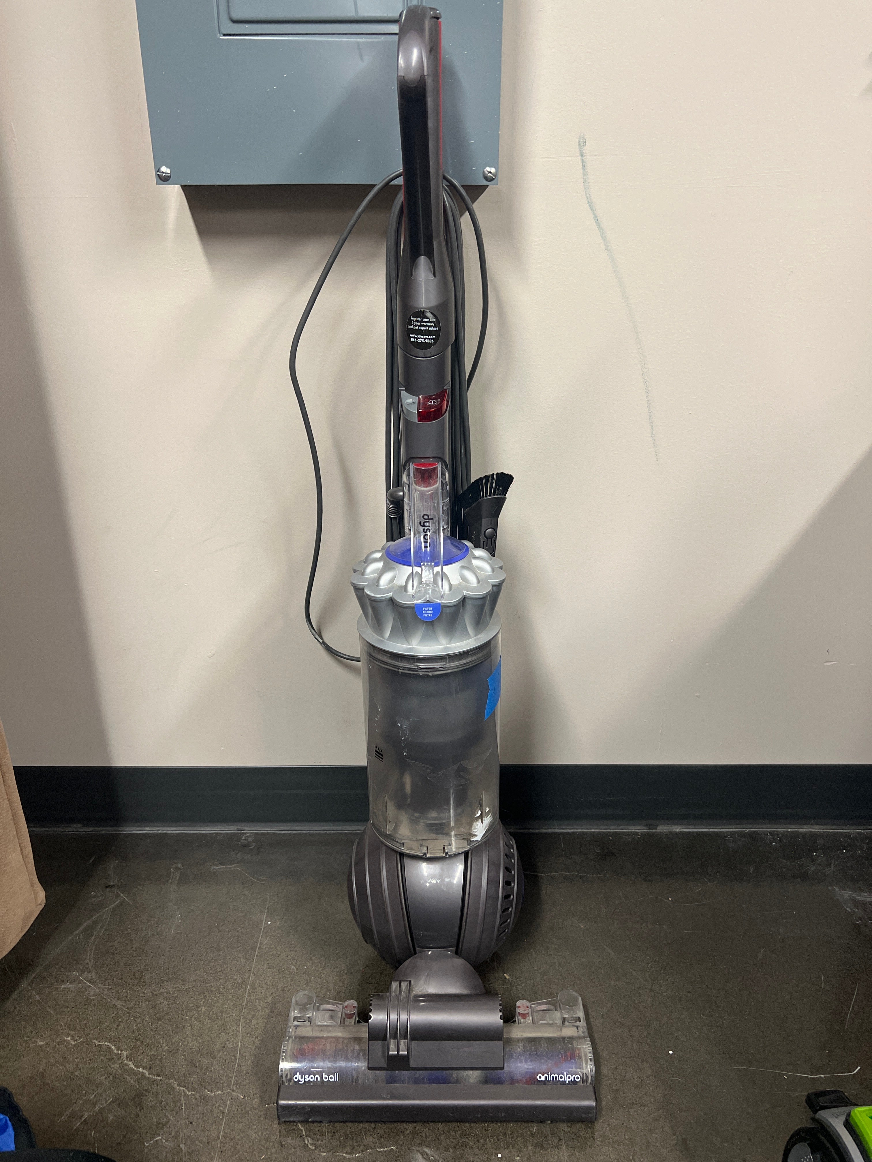 DYSON BALL ANIMAL PRO+ Vacuum