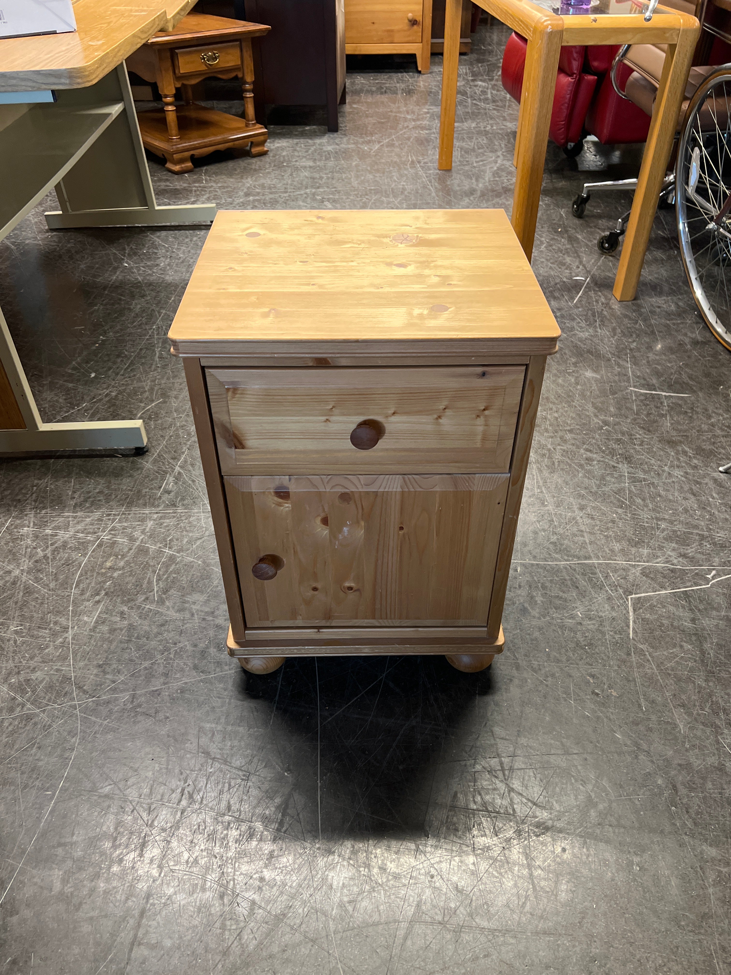 Pine Nightstand with Drawer and Cabinet
