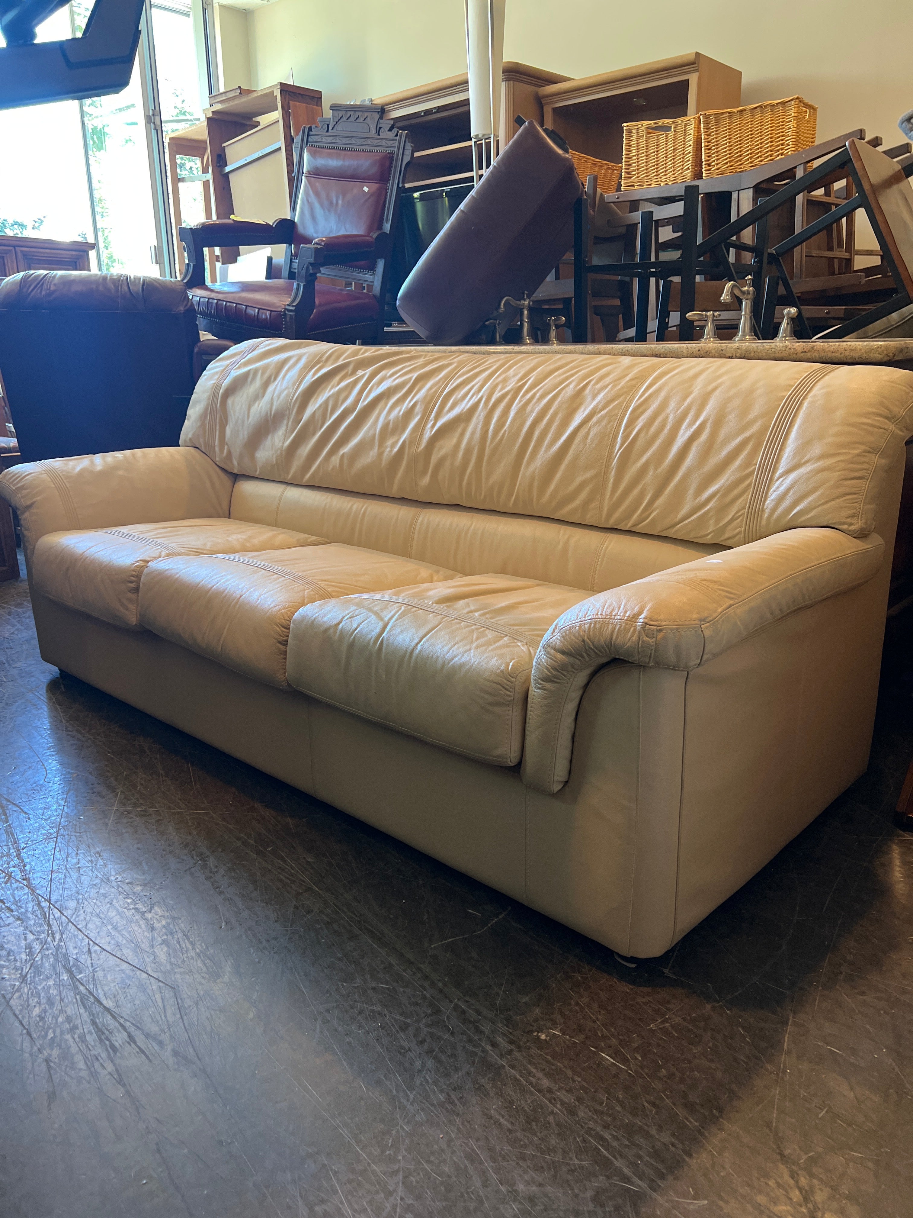 Nicoletti Italia Cream Leather Sofa