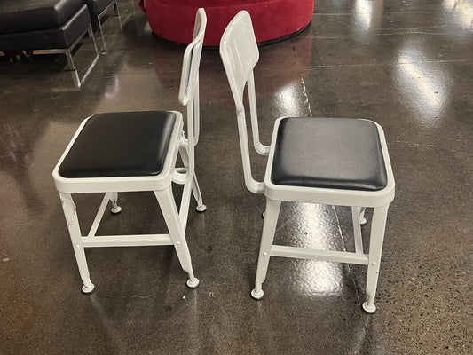 White Metal Lab Chair