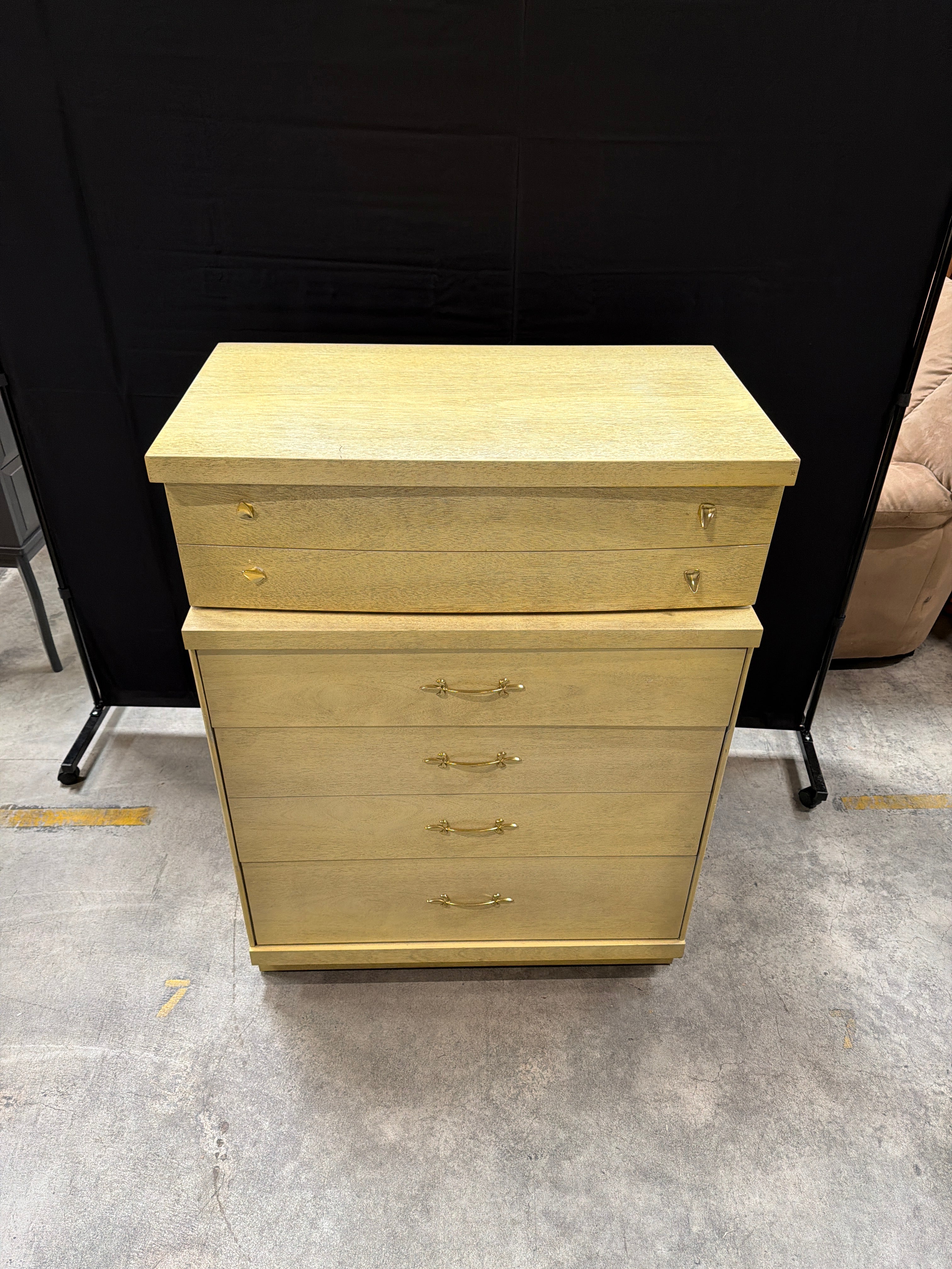Bassett Vintage Light Wood Stained Four-Drawer Chest of Drawers