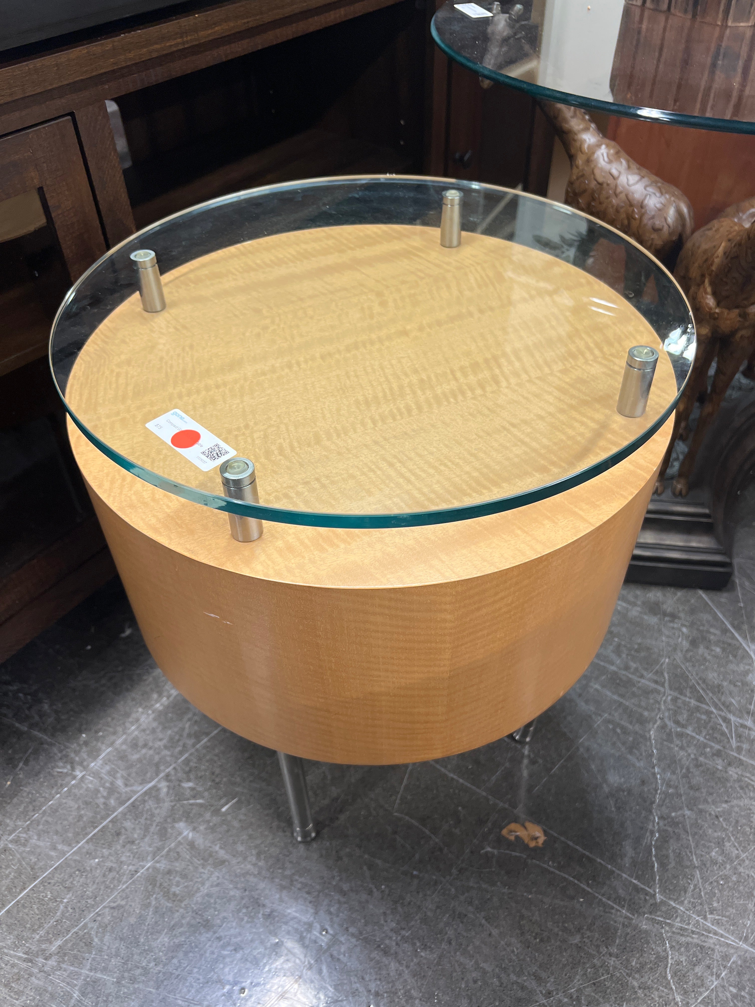 Compact Glass-Top End Table