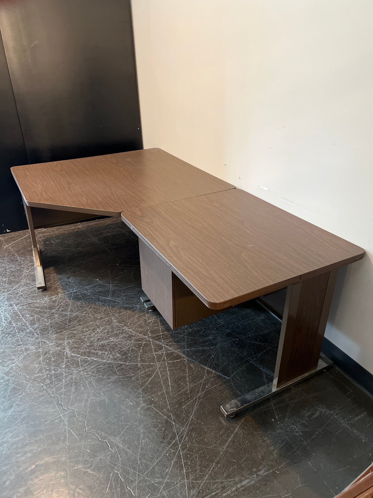 L-Shaped Laminate Office Desk with Metal Base