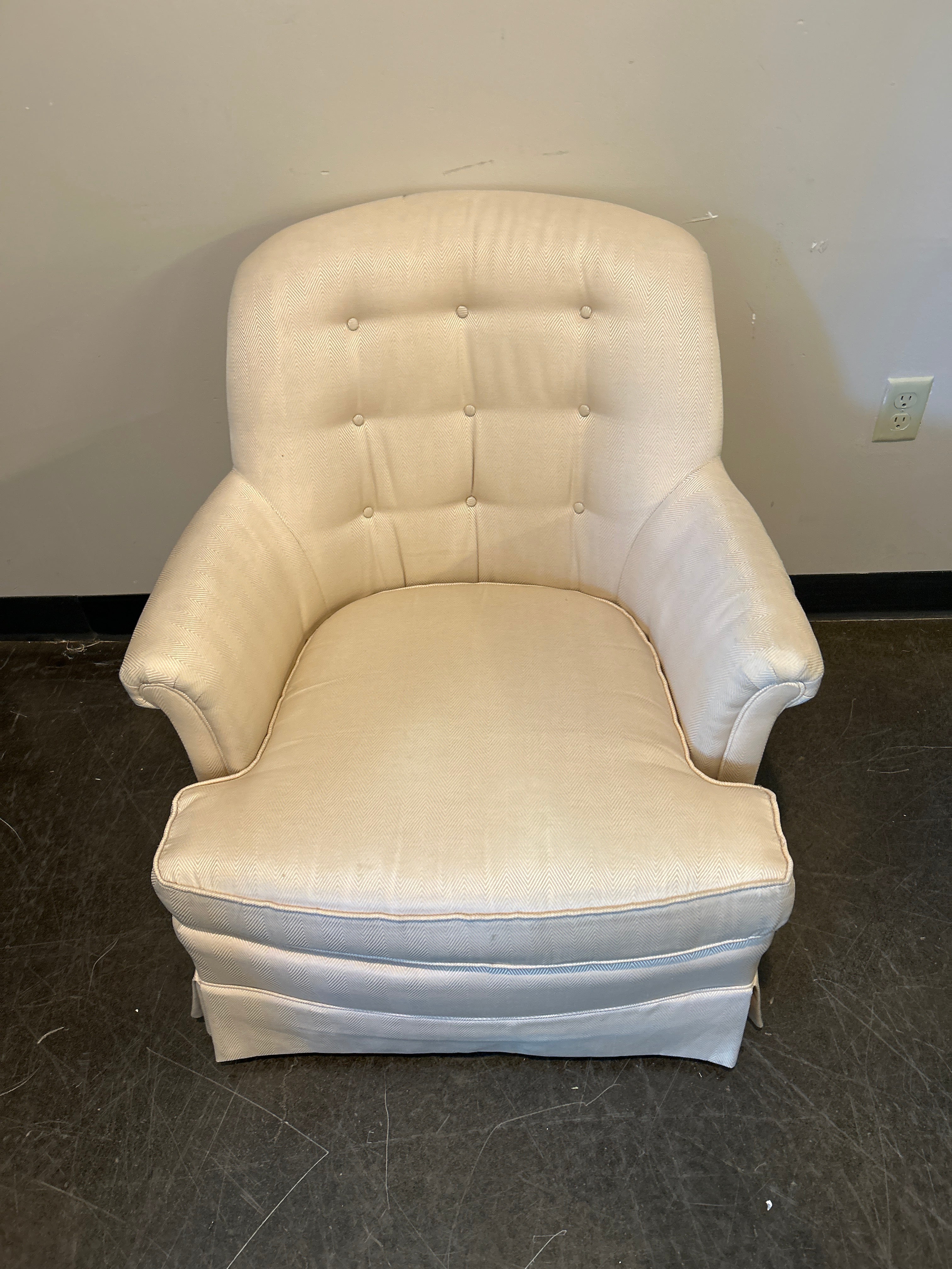 Henredon Tufted Cream Lounge Chair