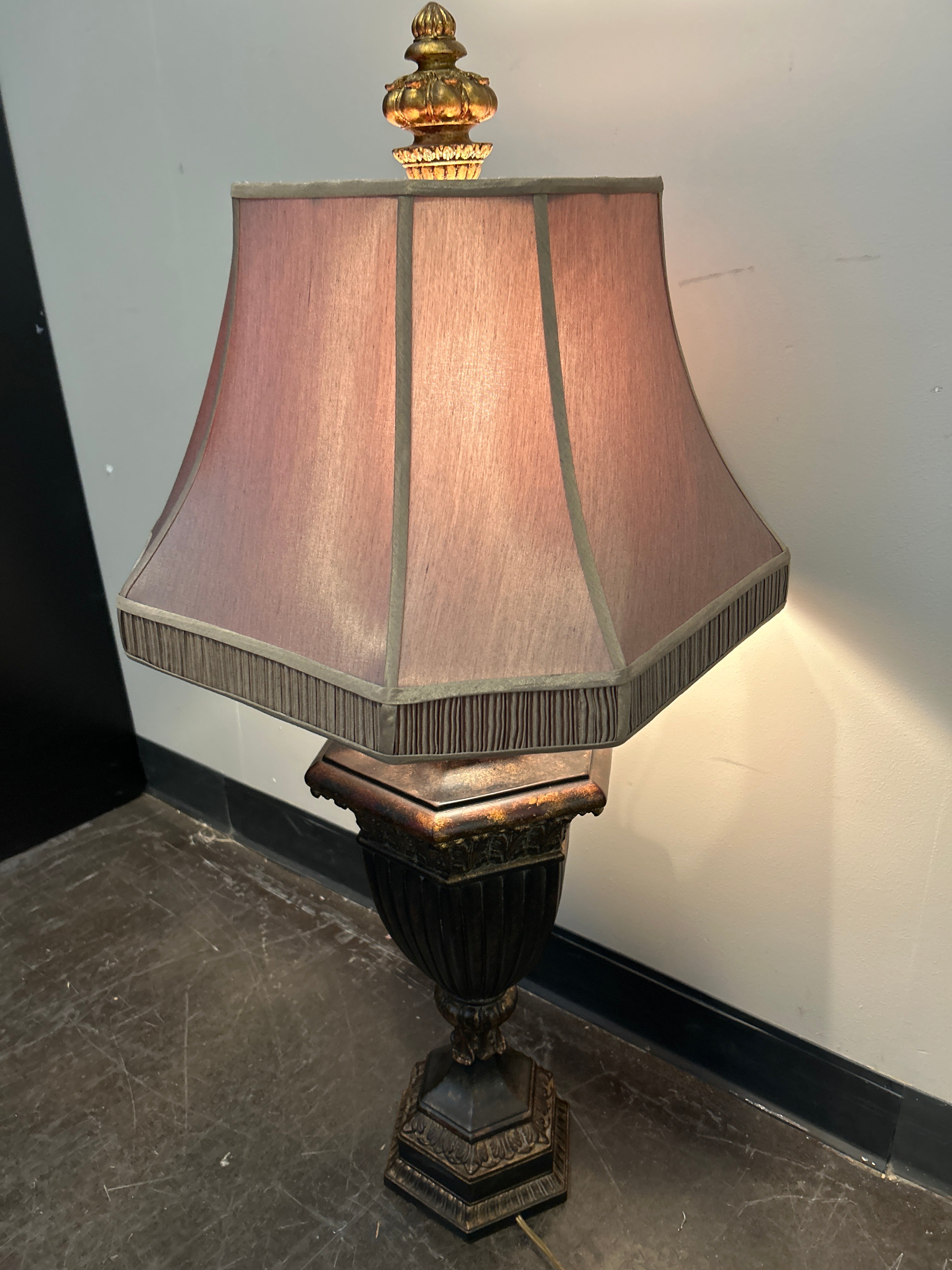 Antique-Style Metal Table Lamp with Mauve Lampshade