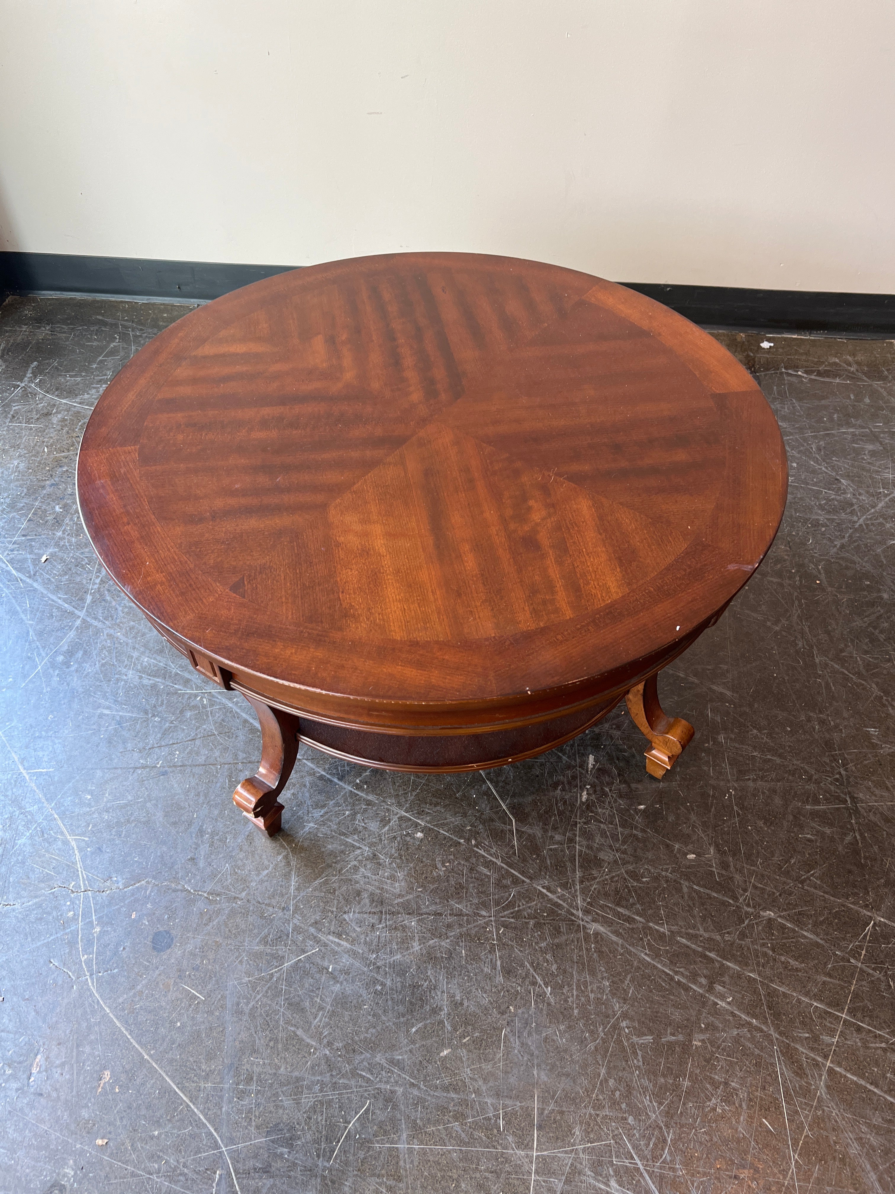Round Hardwood Coffee Table with Under Shelf